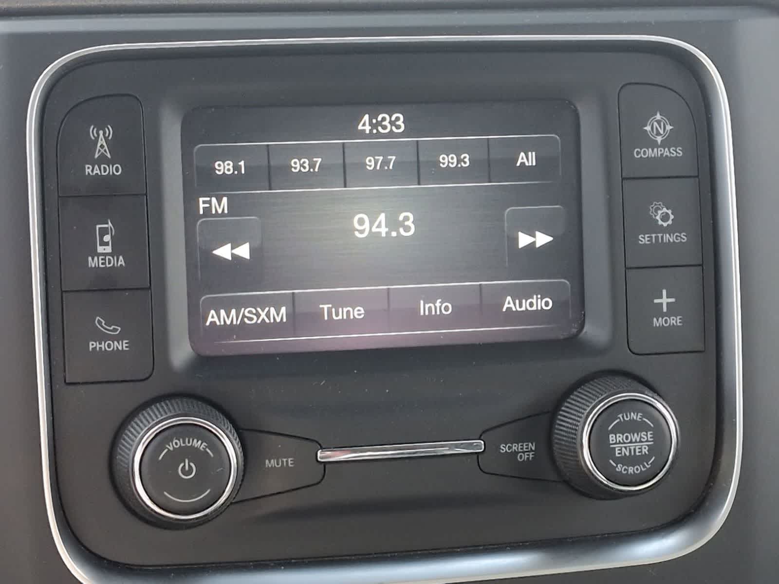 Thumbnail: 2022 RAM 1500 Classic - 26