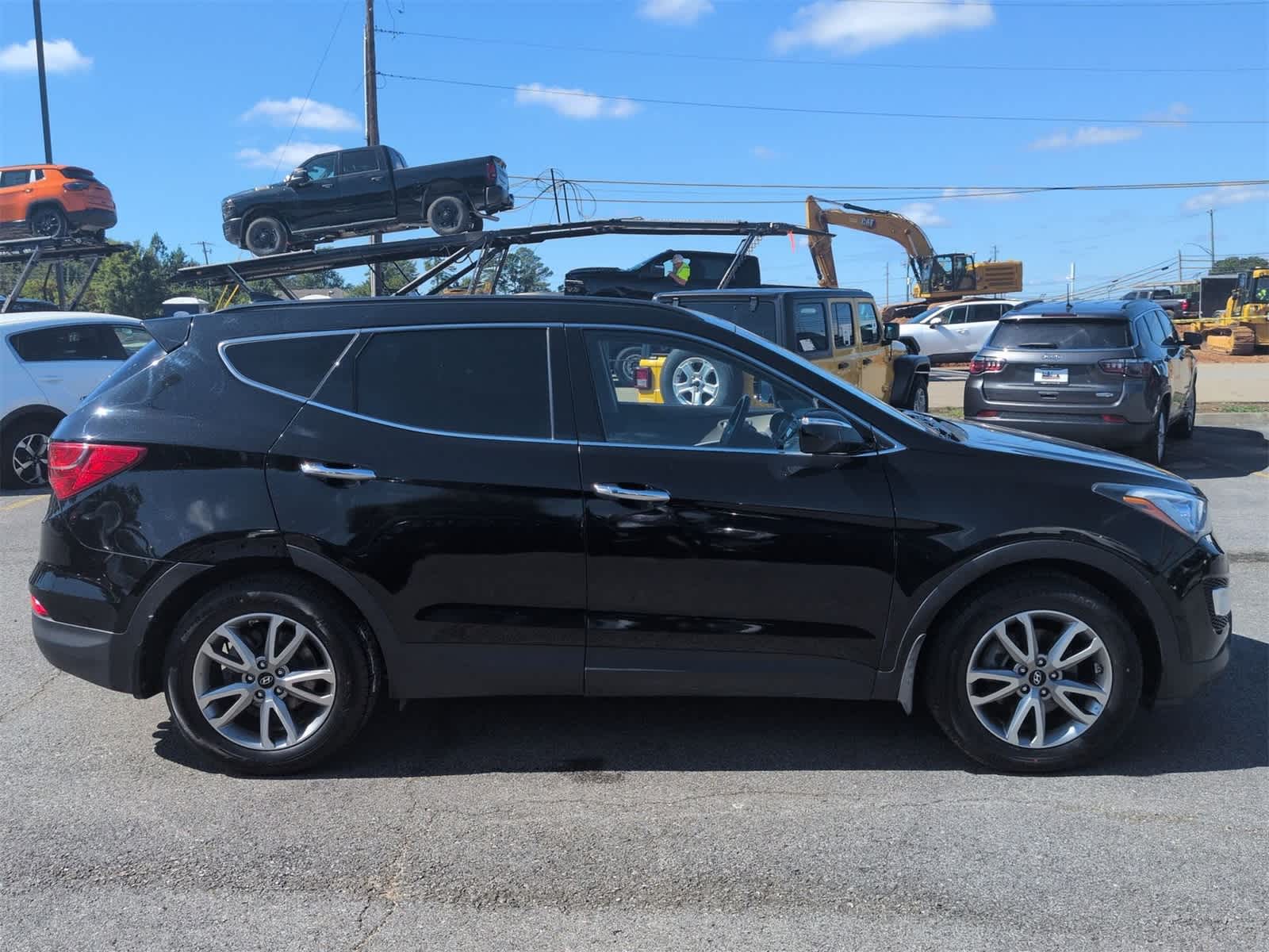 Thumbnail: 2016 Hyundai Santa Fe - 9