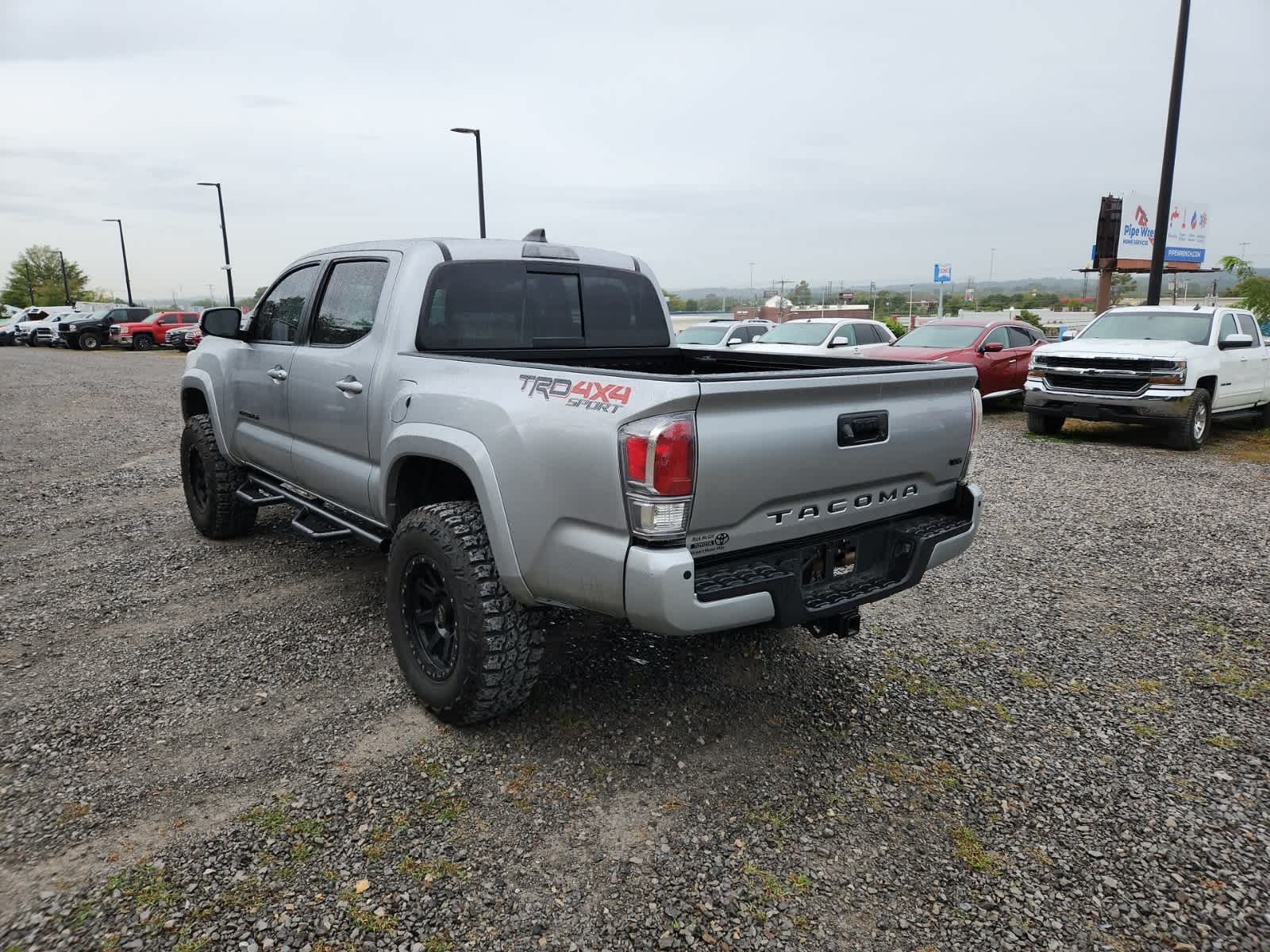 Thumbnail: 2022 Toyota Tacoma - 3