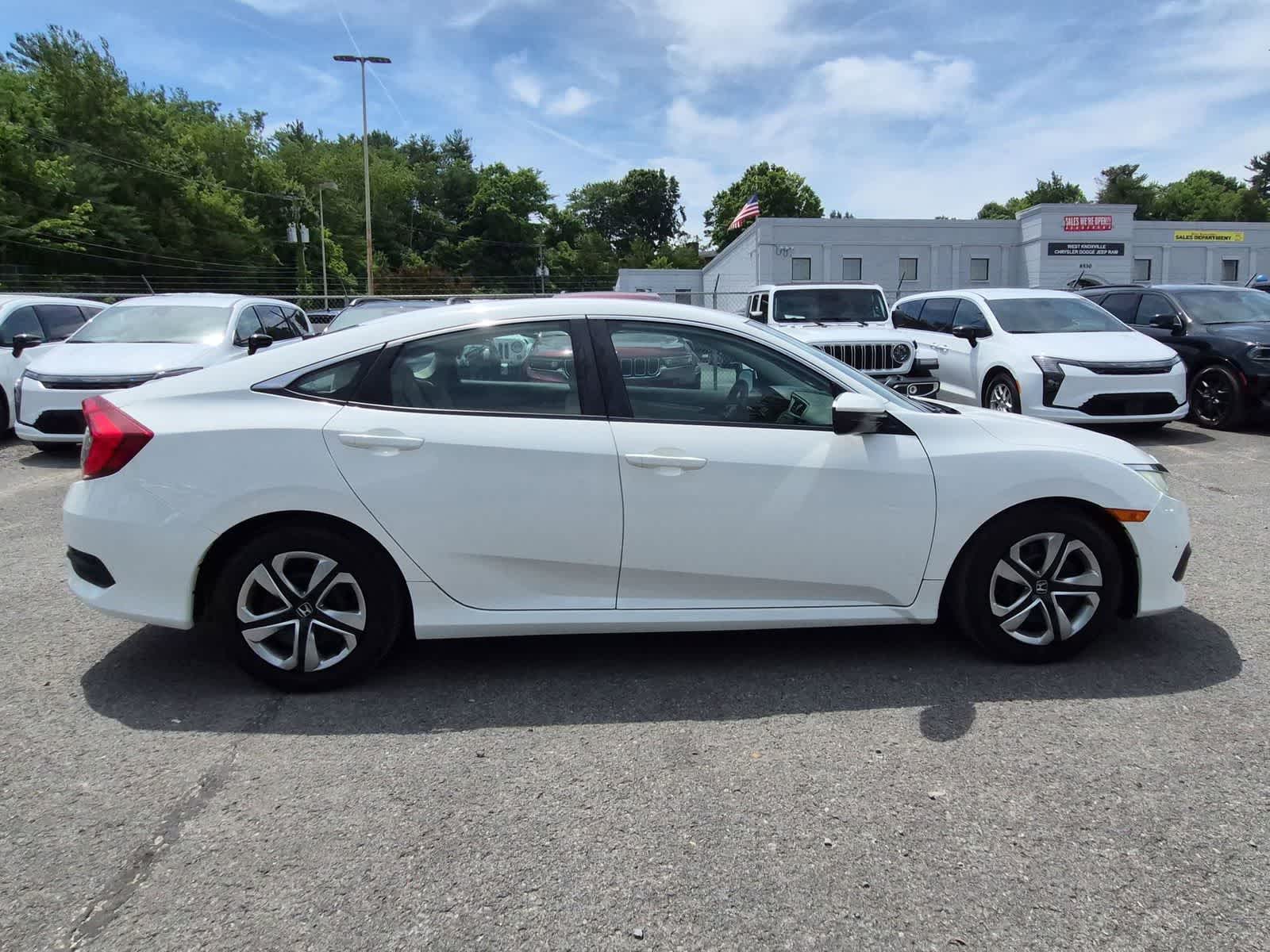 Thumbnail: 2018 Honda Civic - 9