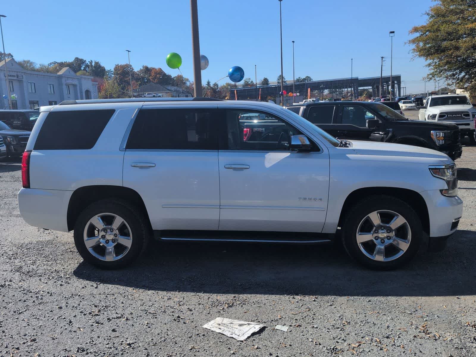 Thumbnail: 2017 Chevrolet Tahoe - 9