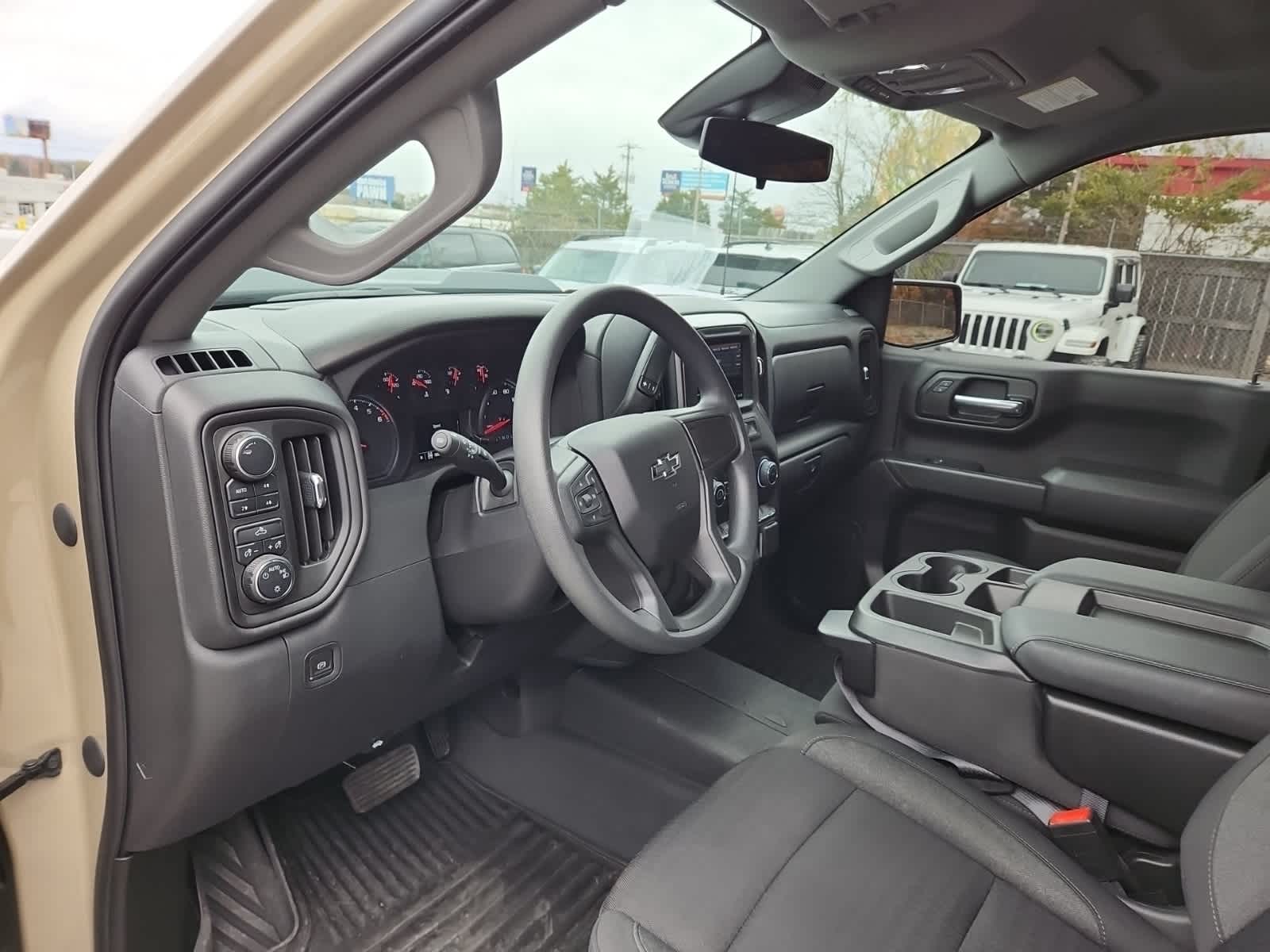 Thumbnail: 2022 Chevrolet Silverado 1500 - 13