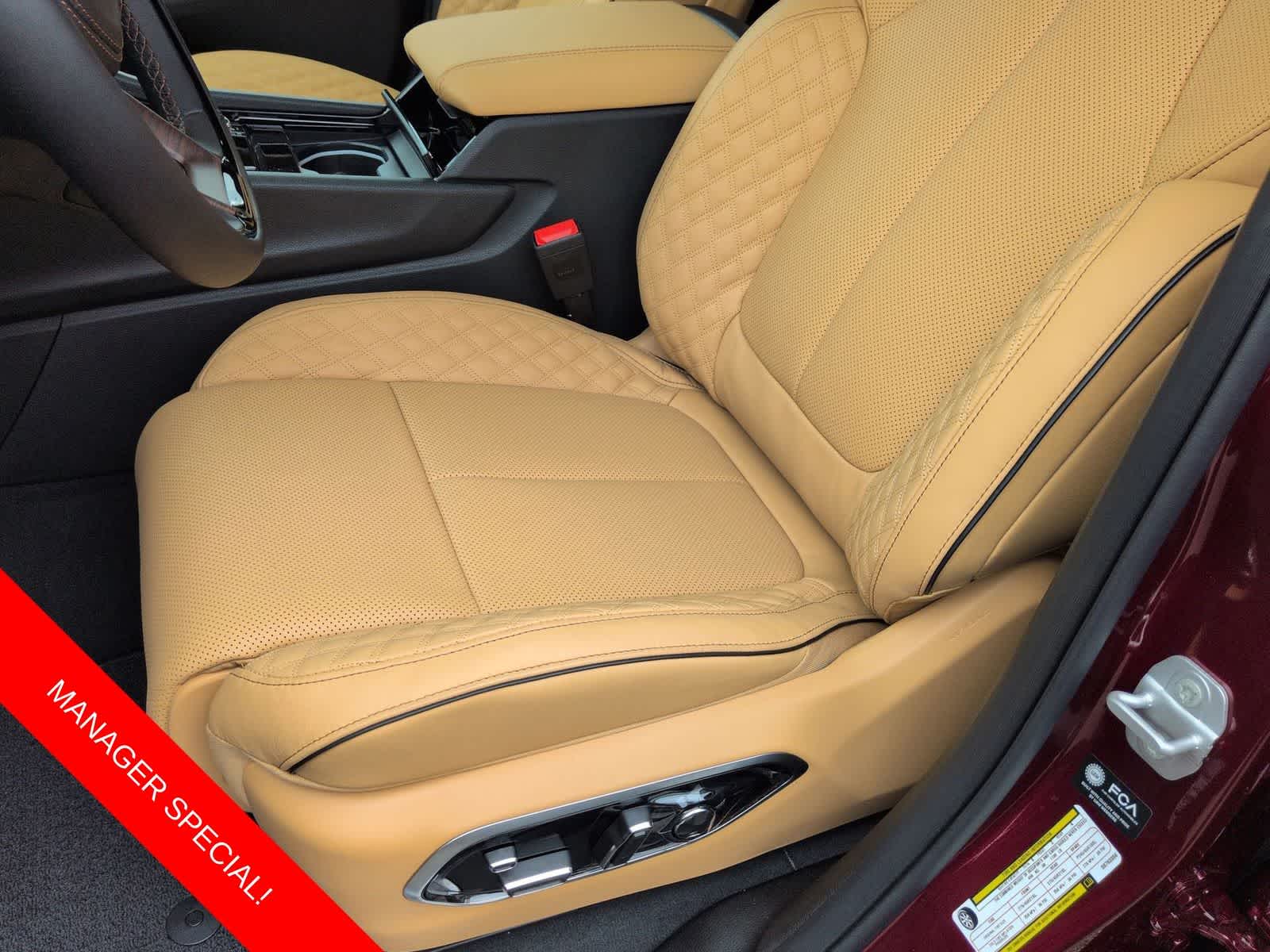 Thumbnail: 2025 Jeep Grand Cherokee L - 15