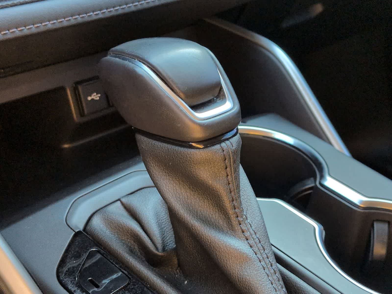 Thumbnail: 2021 Toyota Highlander - 26
