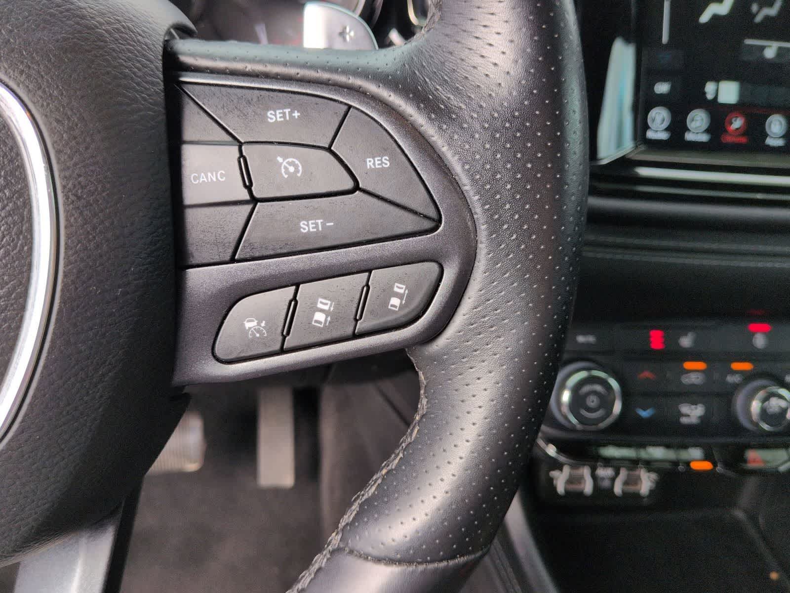 Thumbnail: 2022 Dodge Durango - 22