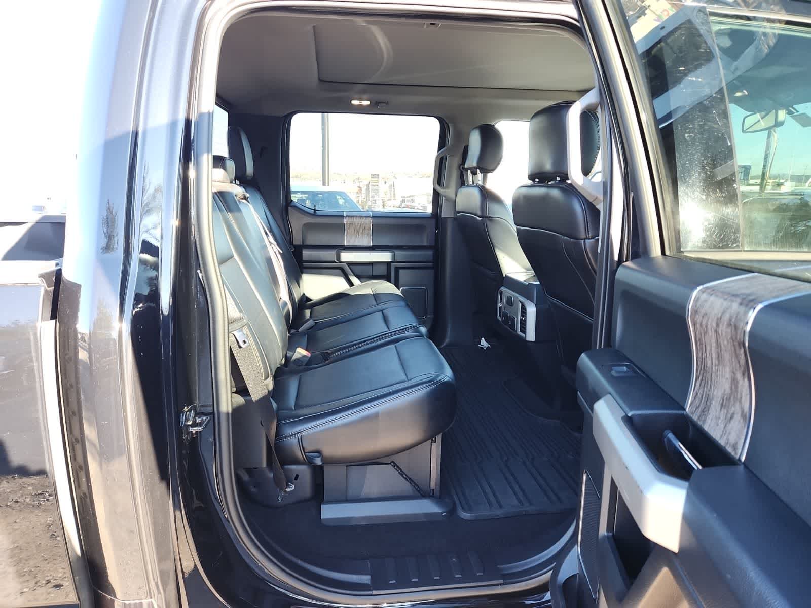 Thumbnail: 2019 Ford Econoline - 23