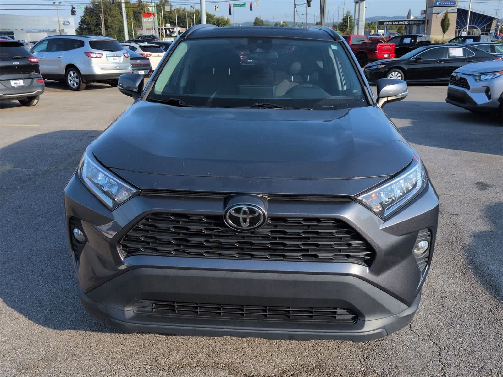 Thumbnail: 2021 Toyota RAV4 - 3