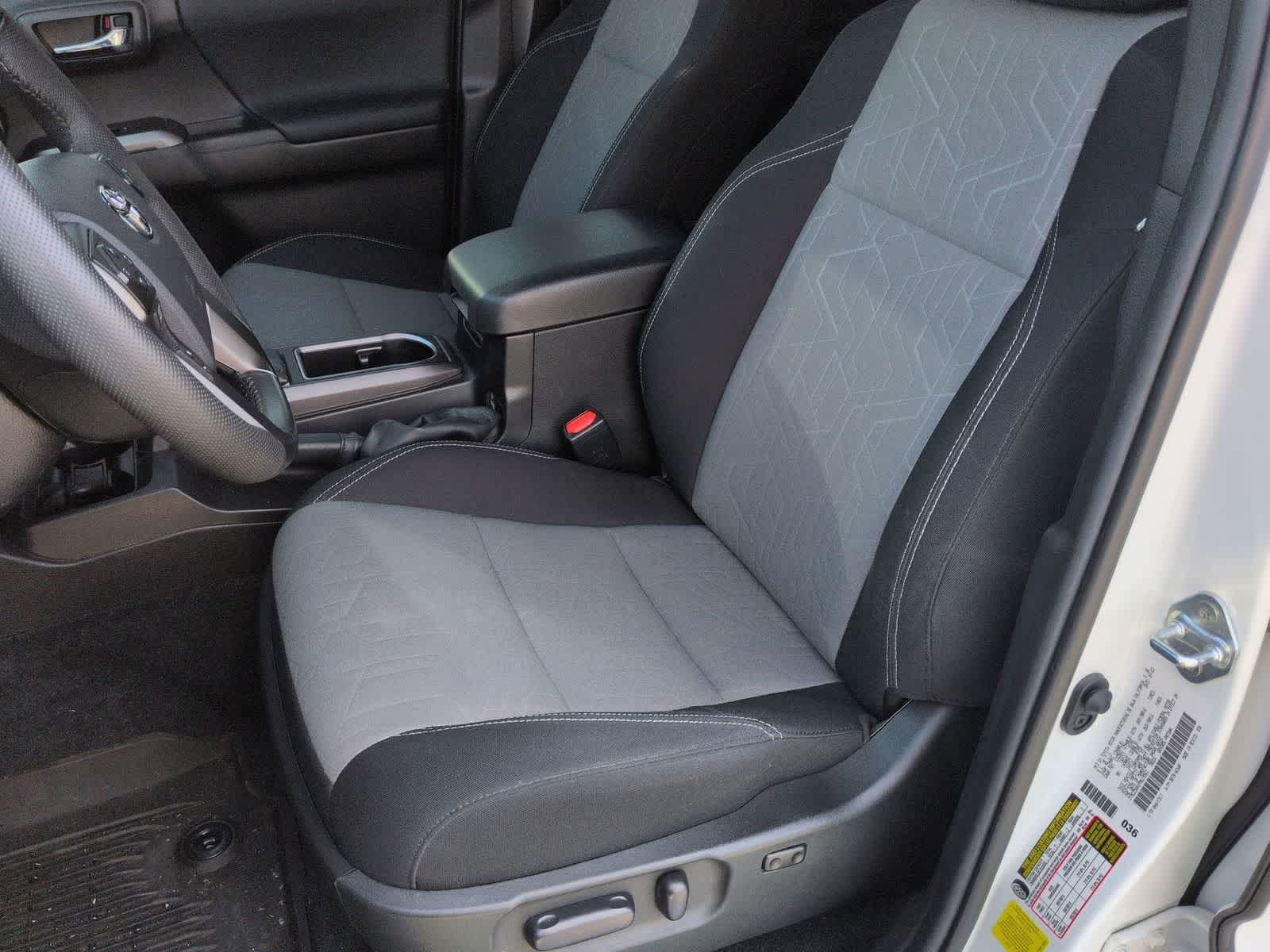 Thumbnail: 2023 Toyota Tacoma - 16