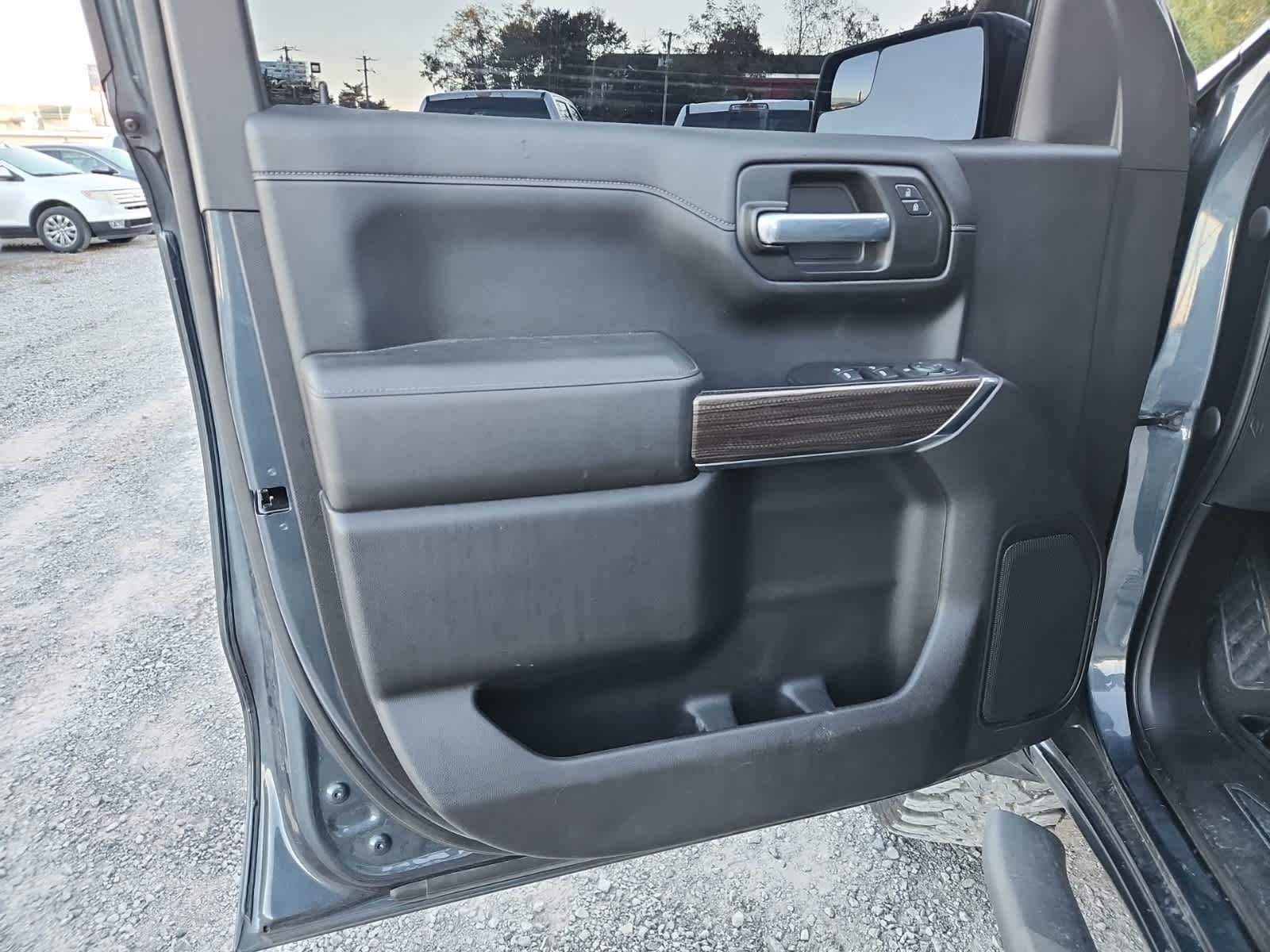 Thumbnail: 2021 Chevrolet Silverado 1500 - 16