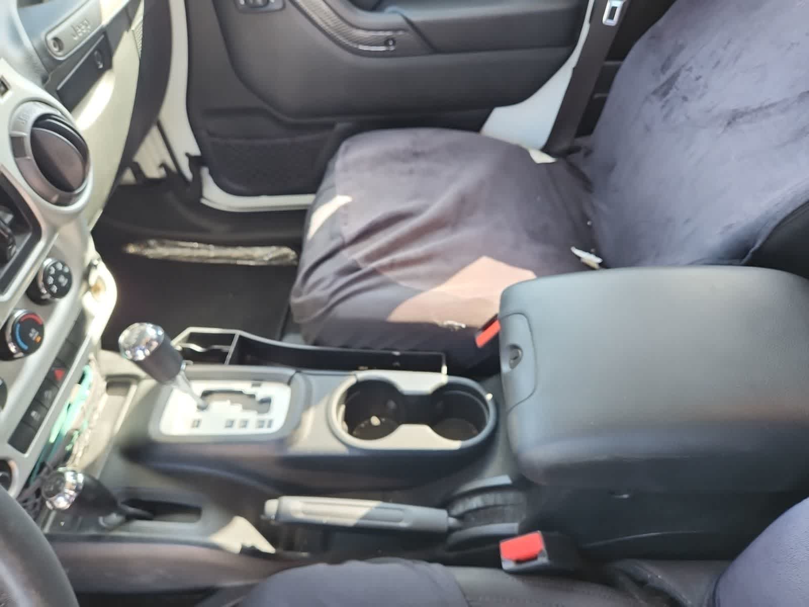 Thumbnail: 2018 Jeep Wrangler - 11