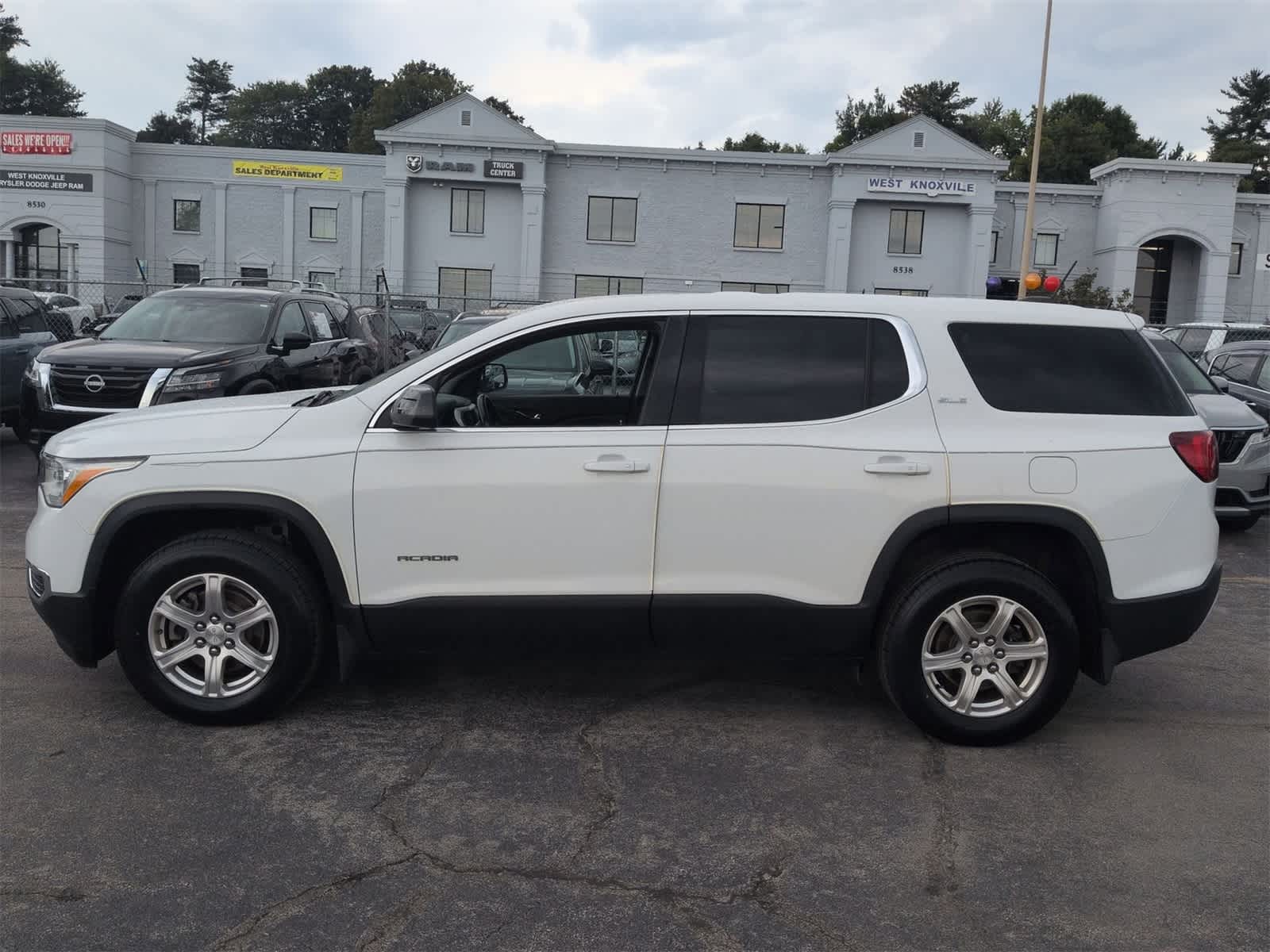 Thumbnail: 2019 GMC Acadia - 5