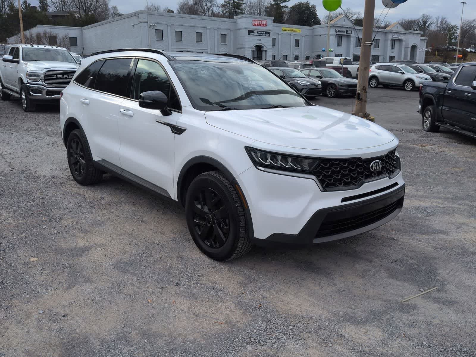 Thumbnail: 2021 Kia Sorento - 2