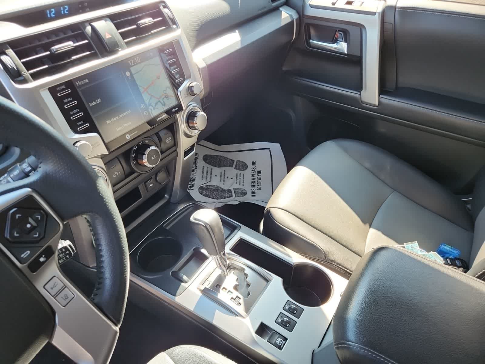 Thumbnail: 2022 Toyota 4Runner - 10