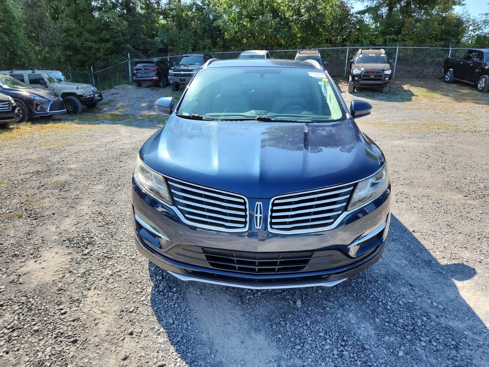 Thumbnail: 2017 Lincoln MKC - 8