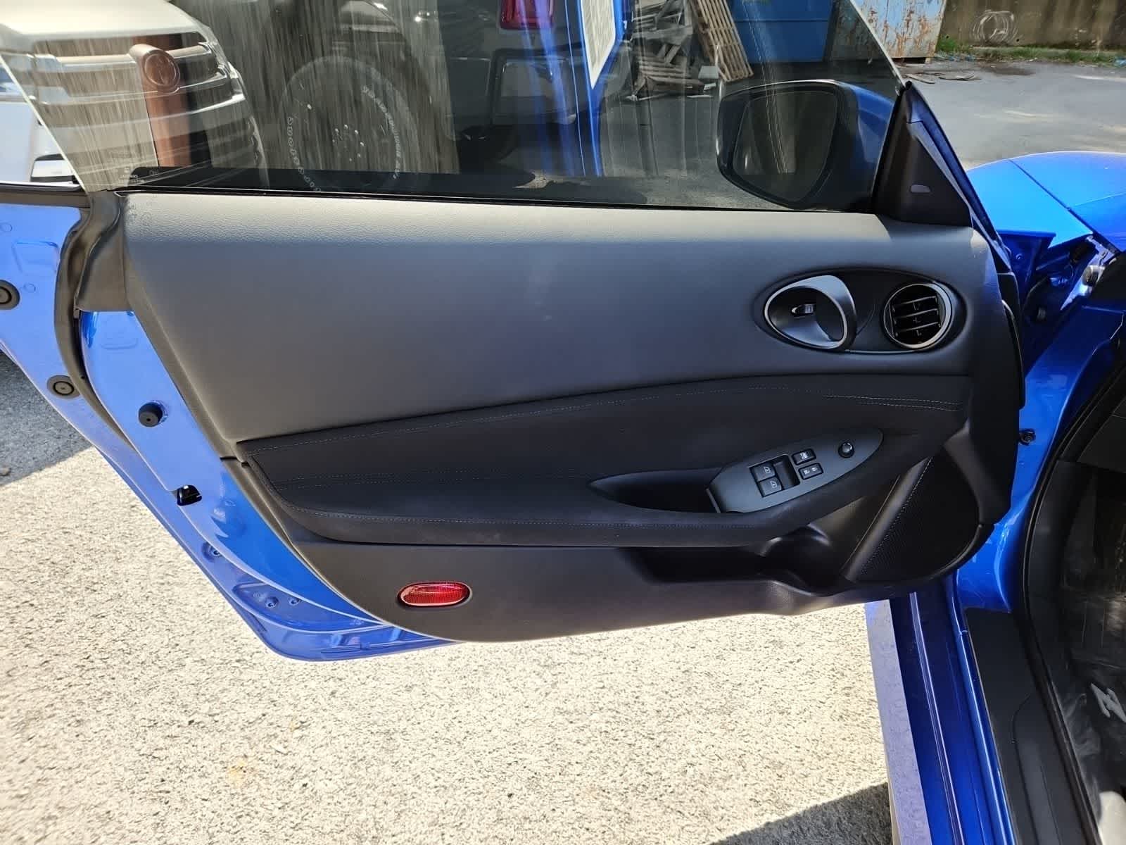 Thumbnail: 2025 Nissan Z - 17