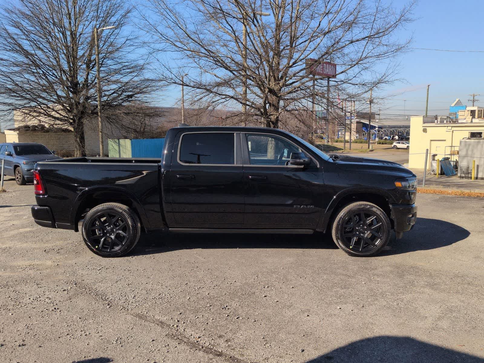 Thumbnail: 2026 RAM 1500 - 9