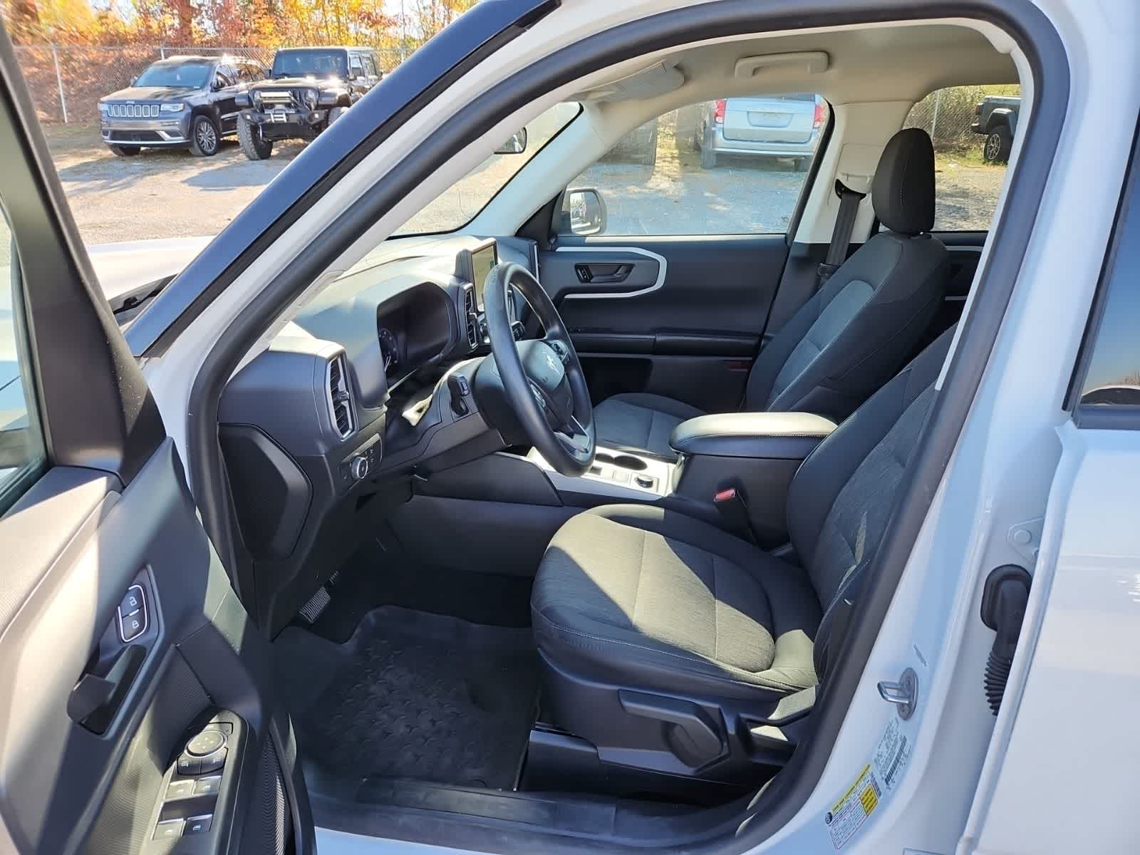 Thumbnail: 2021 Ford Bronco Sport - 15