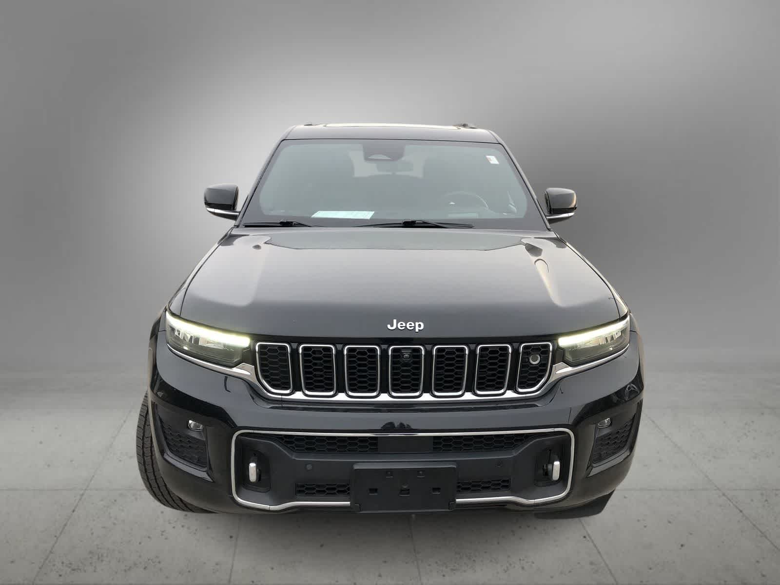Thumbnail: 2022 Jeep Grand Cherokee - 9
