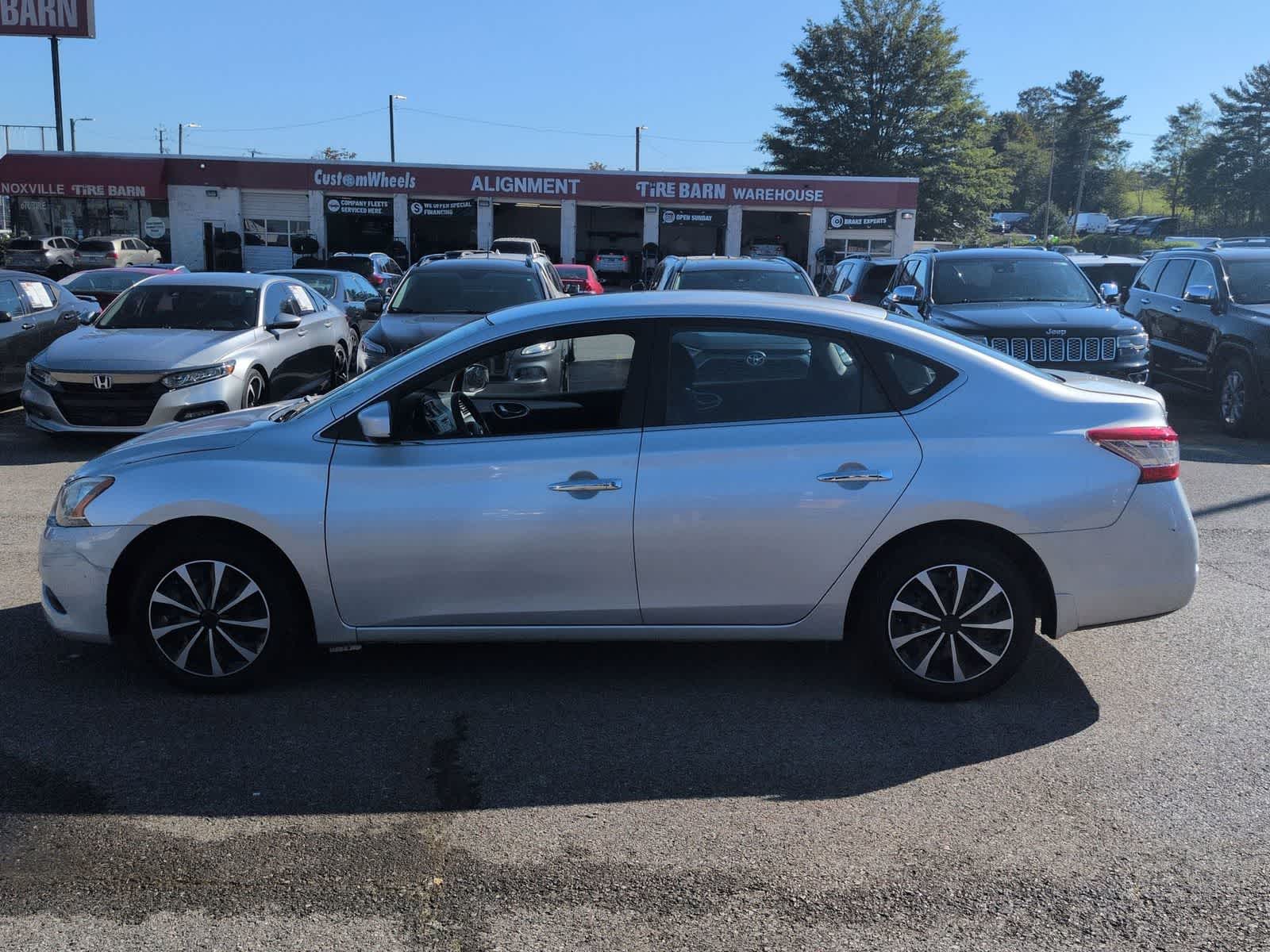 Thumbnail: 2015 Nissan Sentra - 5