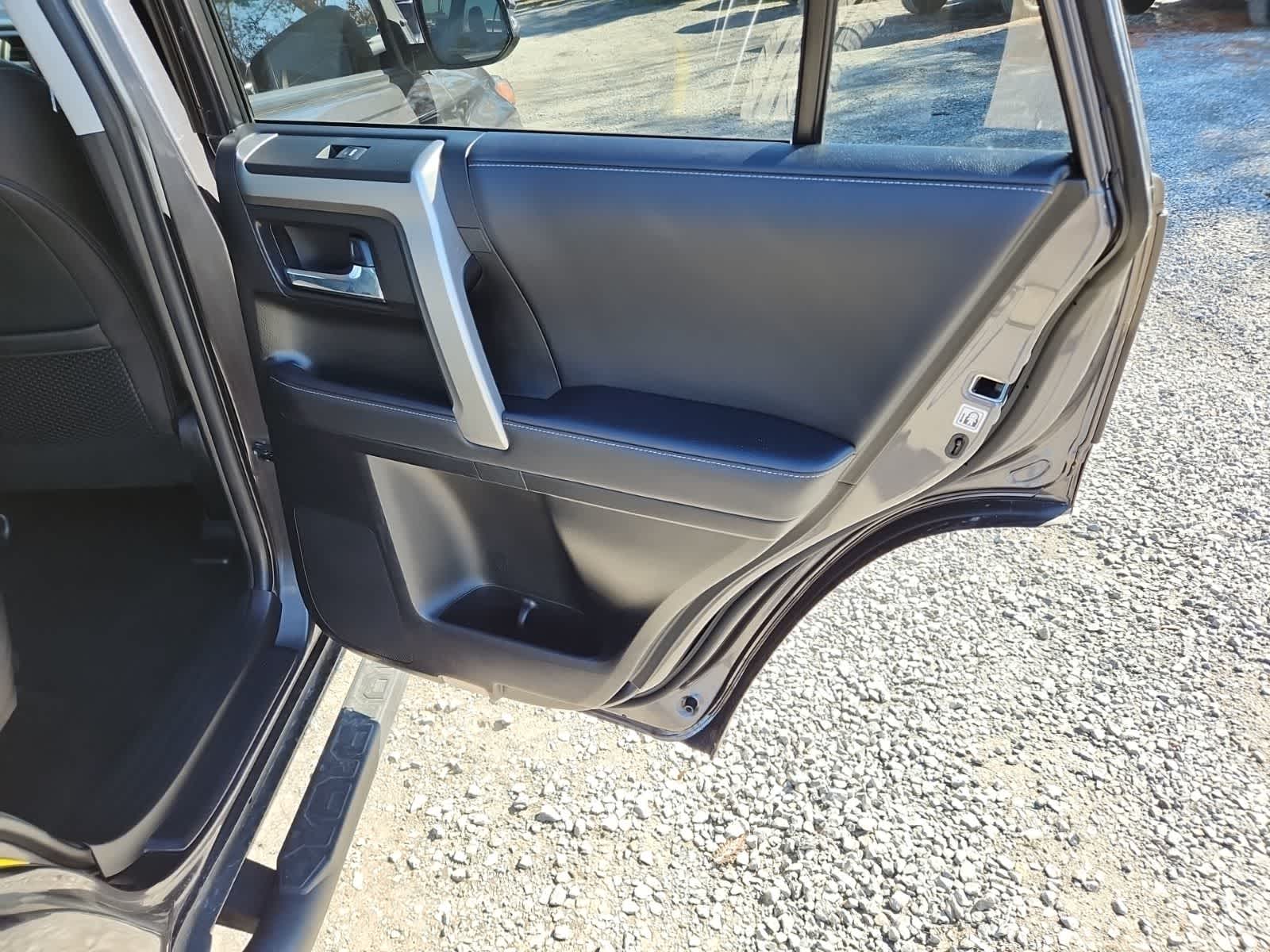 Thumbnail: 2022 Toyota 4Runner - 24