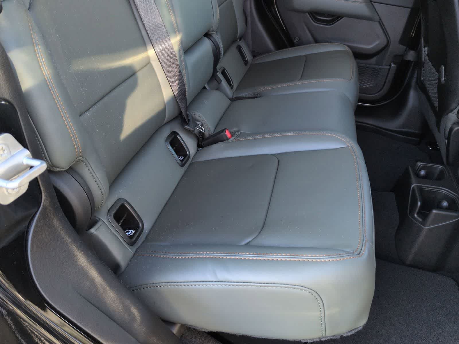 Thumbnail: 2026 Jeep Gladiator - 19