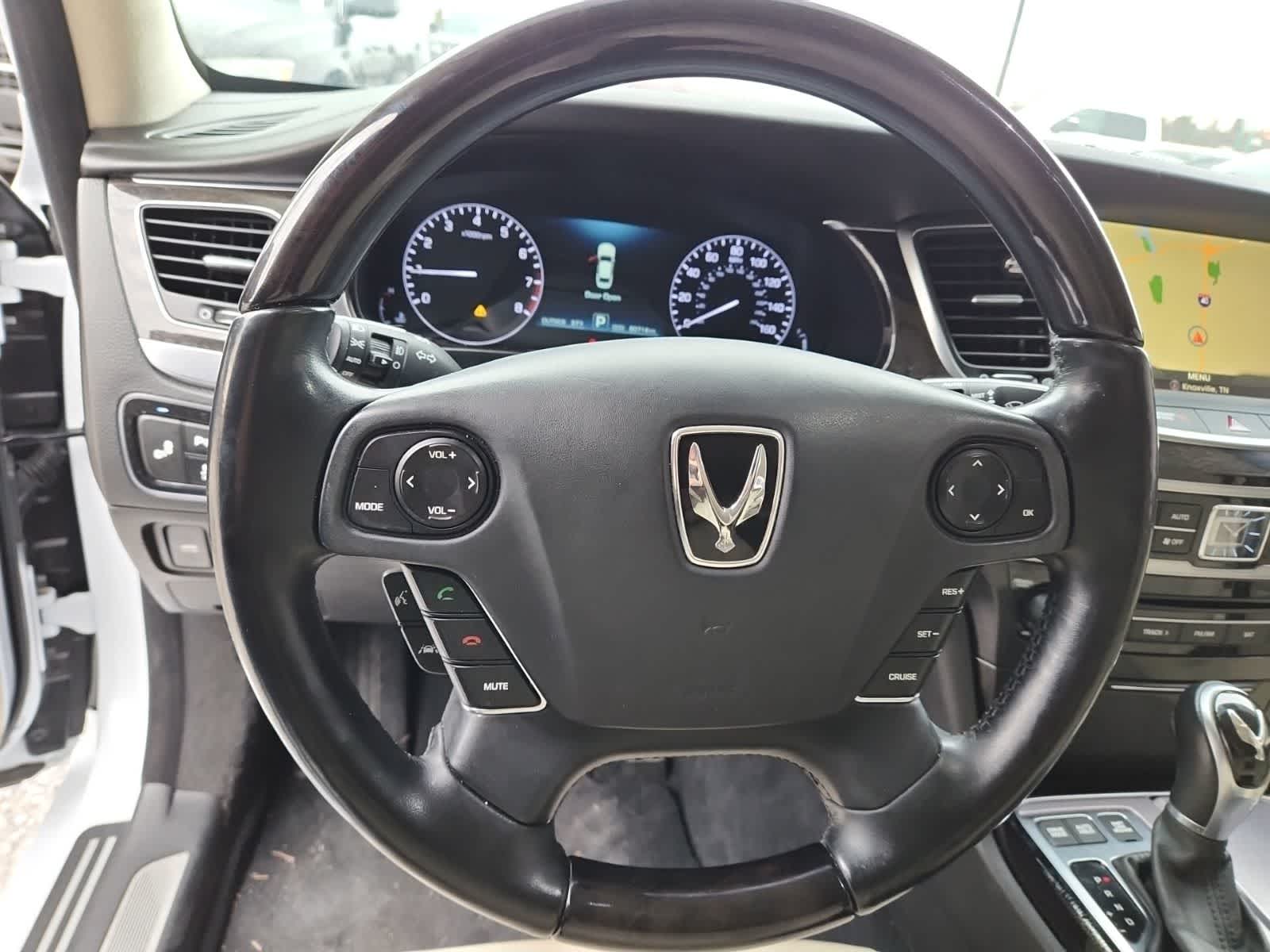 Thumbnail: 2014 Hyundai Equus - 12