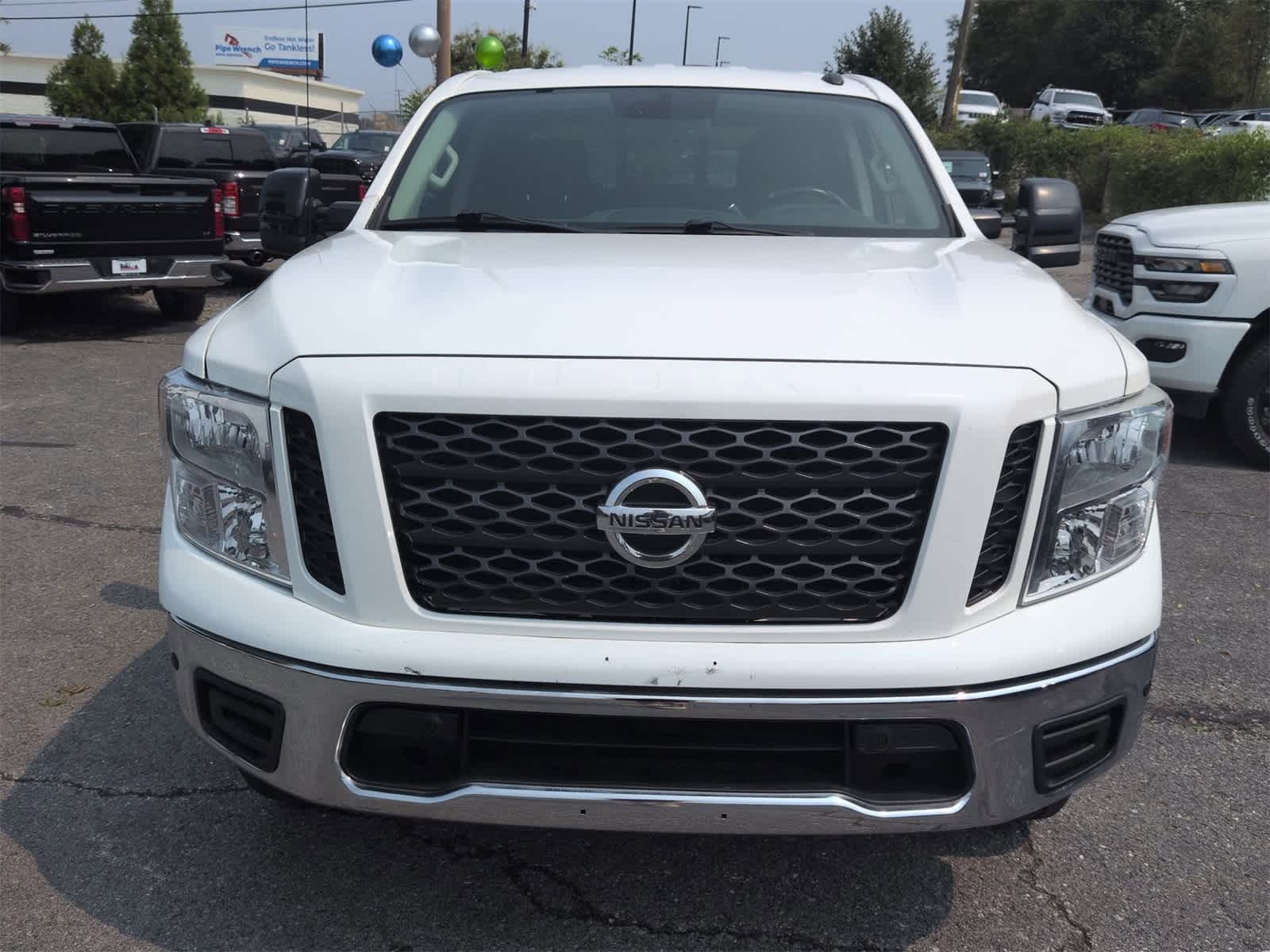 Thumbnail: 2019 Nissan Titan - 2