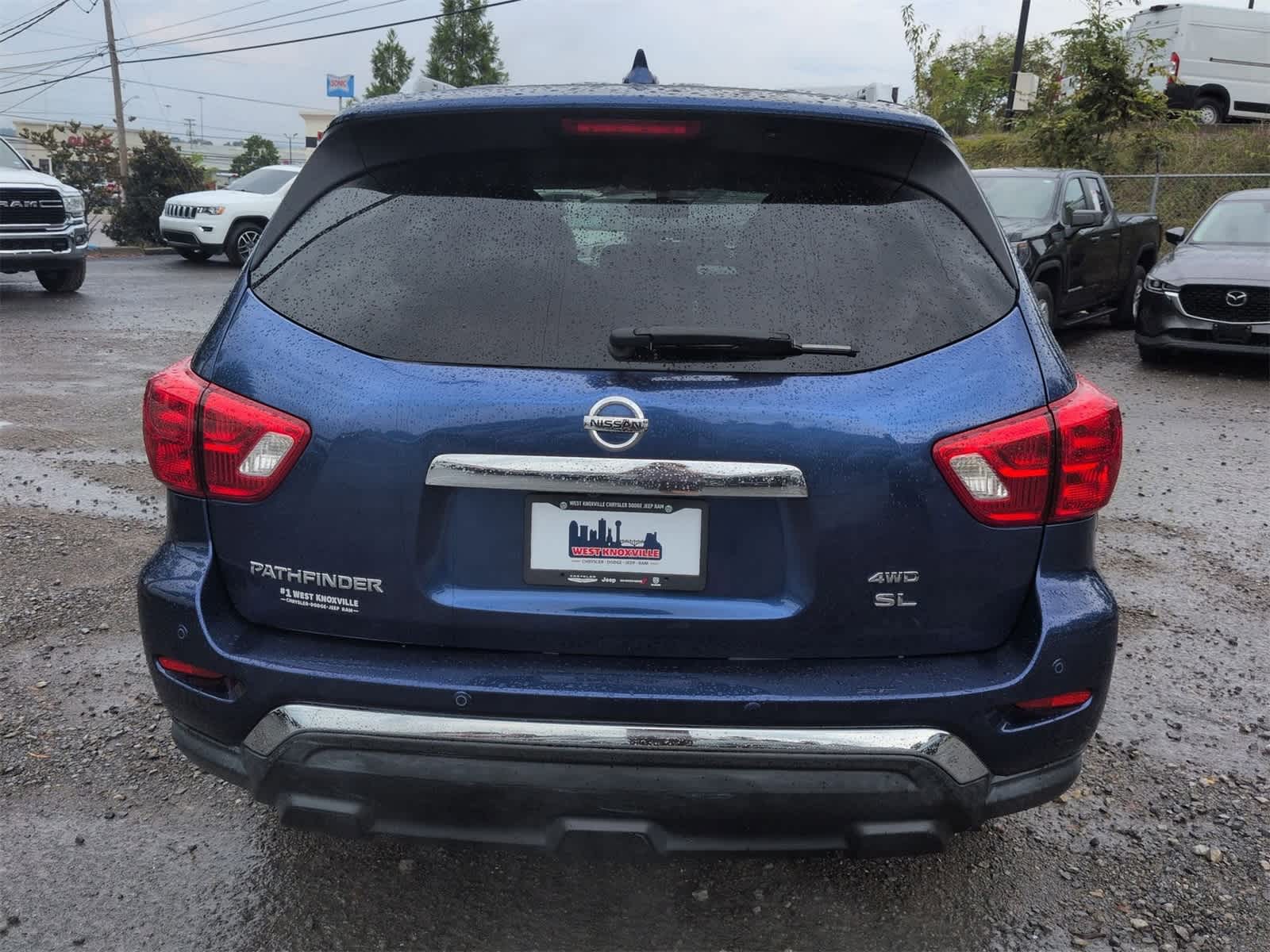 Thumbnail: 2020 Nissan Pathfinder - 7