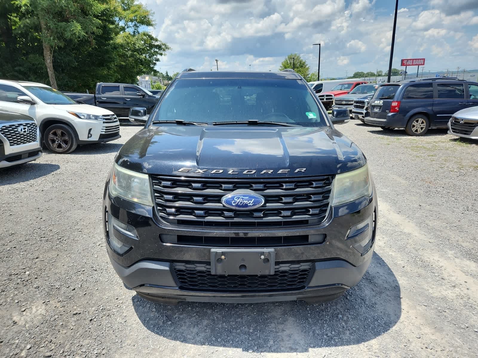 Thumbnail: 2016 Ford Explorer - 8