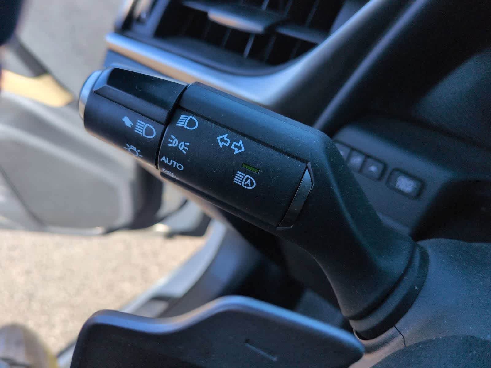 Thumbnail: 2019 Lexus ES - 24