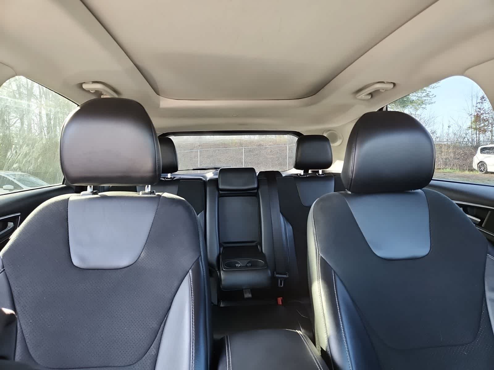 Thumbnail: 2016 Ford Edge - 19