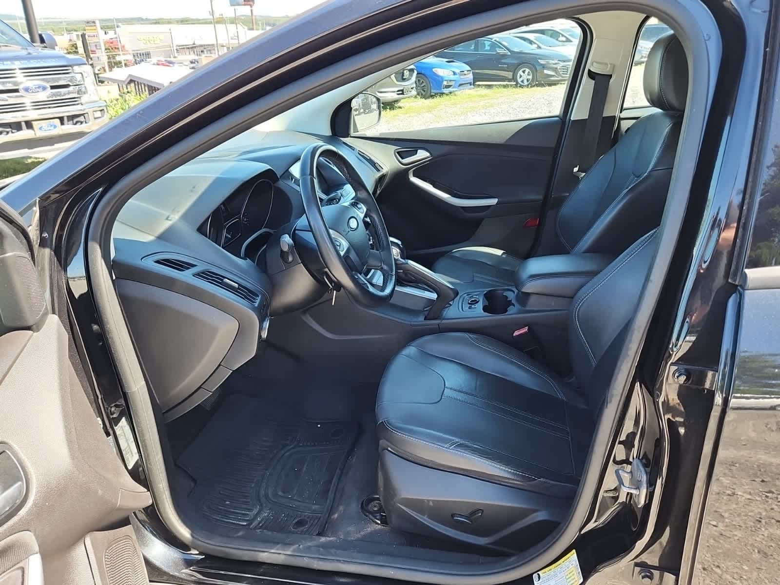 Thumbnail: 2013 Ford Focus - 15