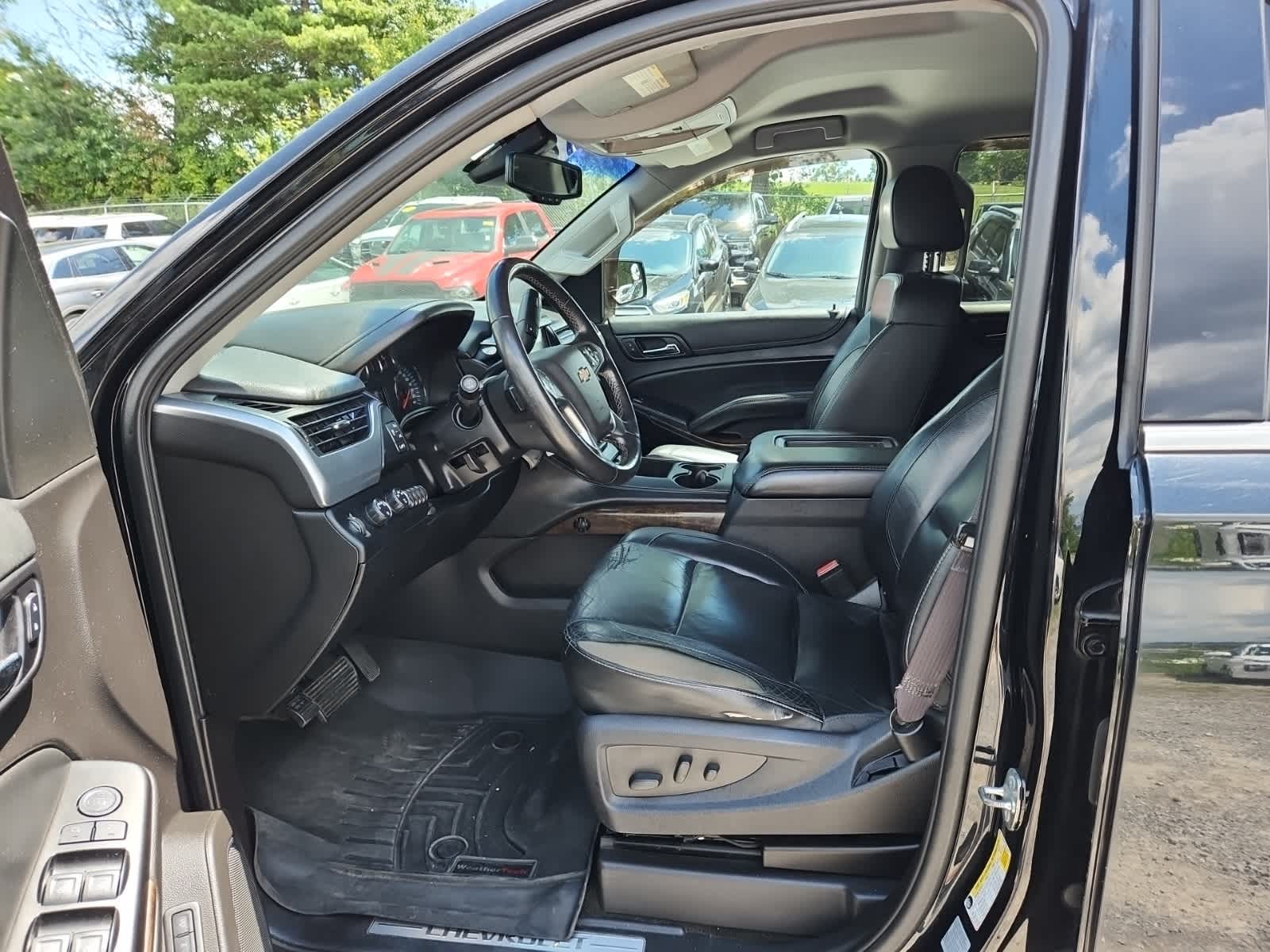 Thumbnail: 2016 Chevrolet Suburban - 15