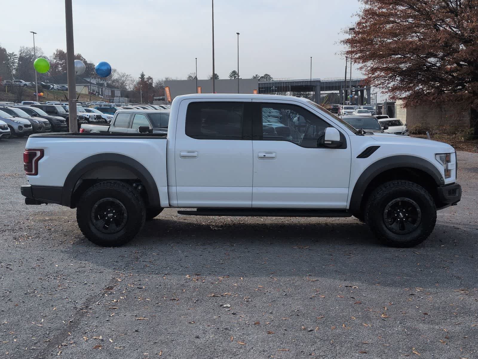 Thumbnail: 2018 Ford F-150 - 9