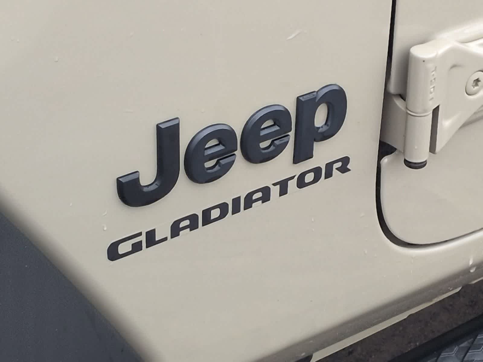 Thumbnail: 2020 Jeep Gladiator - 12