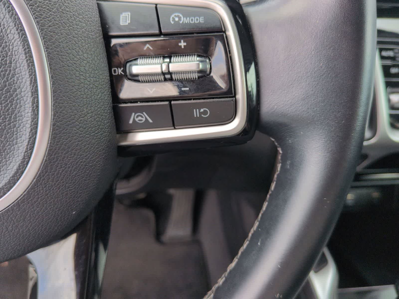 Thumbnail: 2021 Kia Sorento - 22