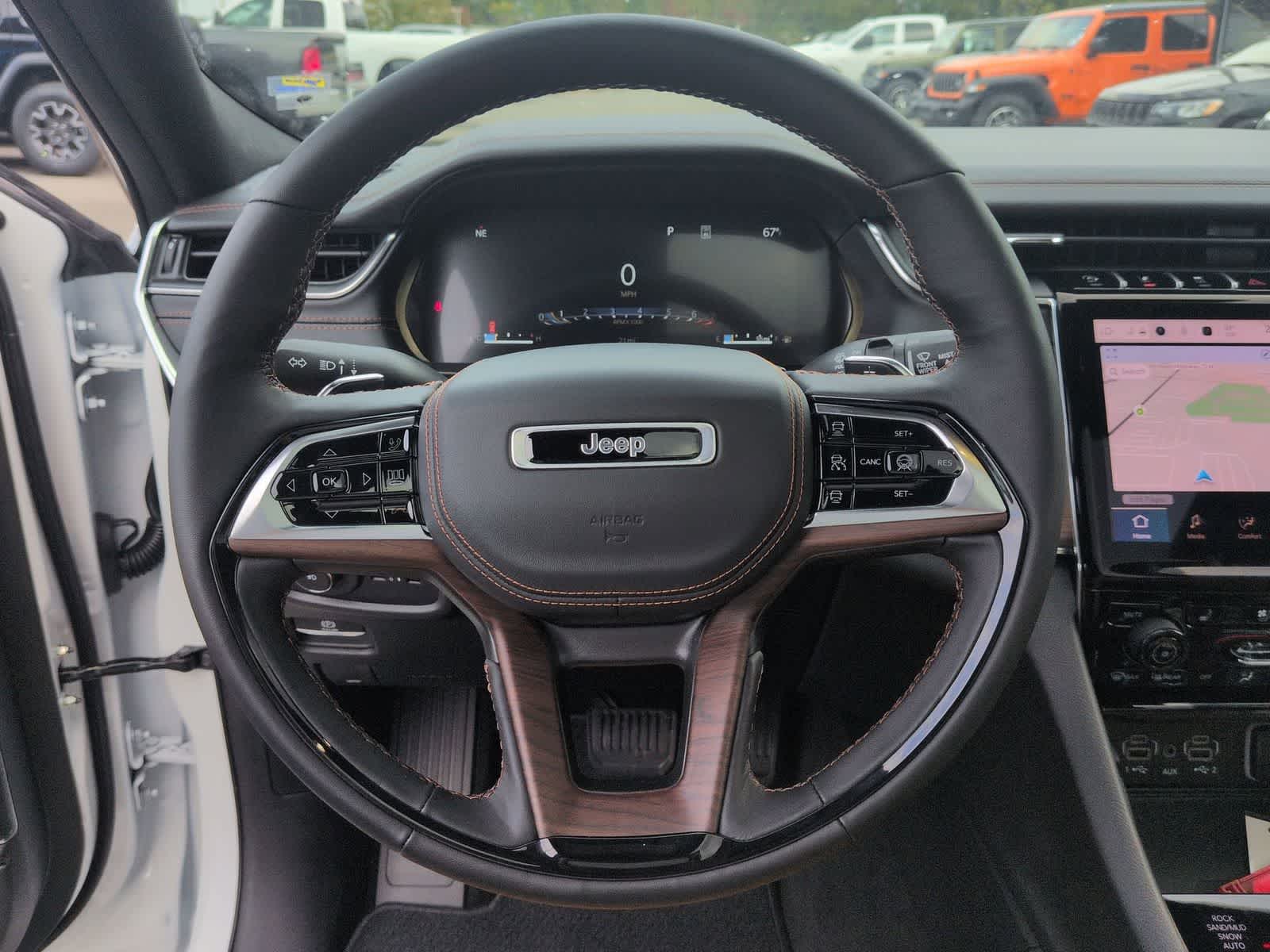 Thumbnail: 2025 Jeep Grand Cherokee - 21