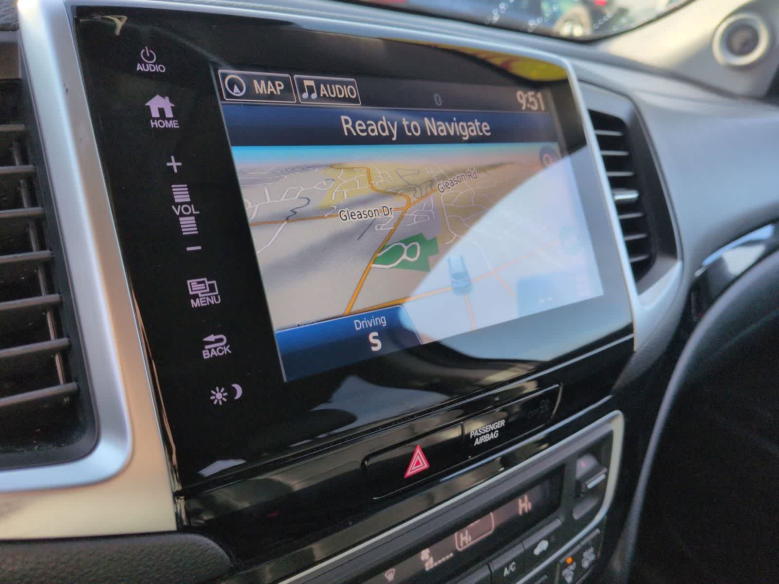 Thumbnail: 2018 Honda Pilot - 28