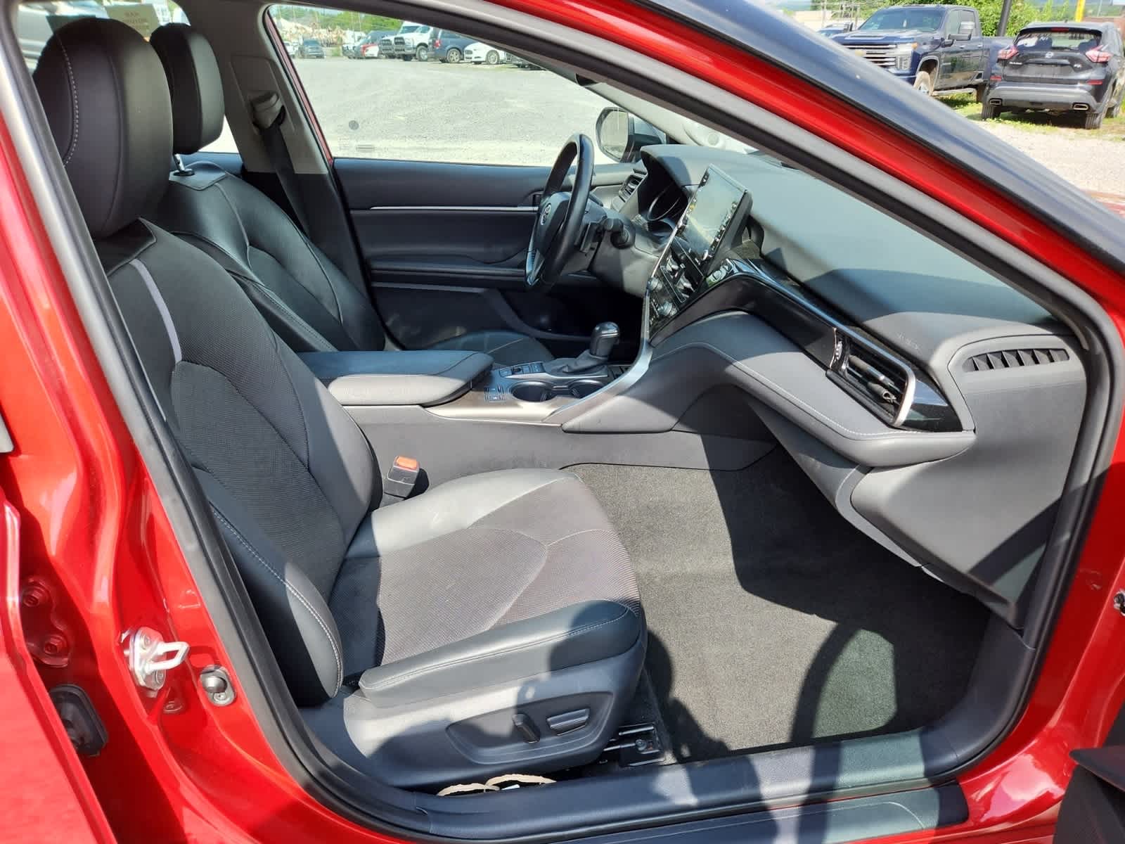 Thumbnail: 2021 Toyota Camry - 21