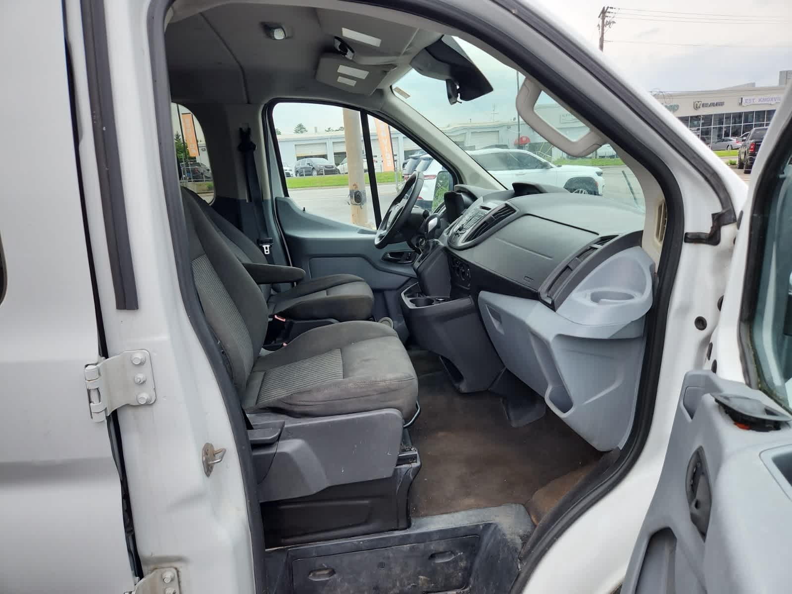 Thumbnail: 2015 Ford Transit Series - 19