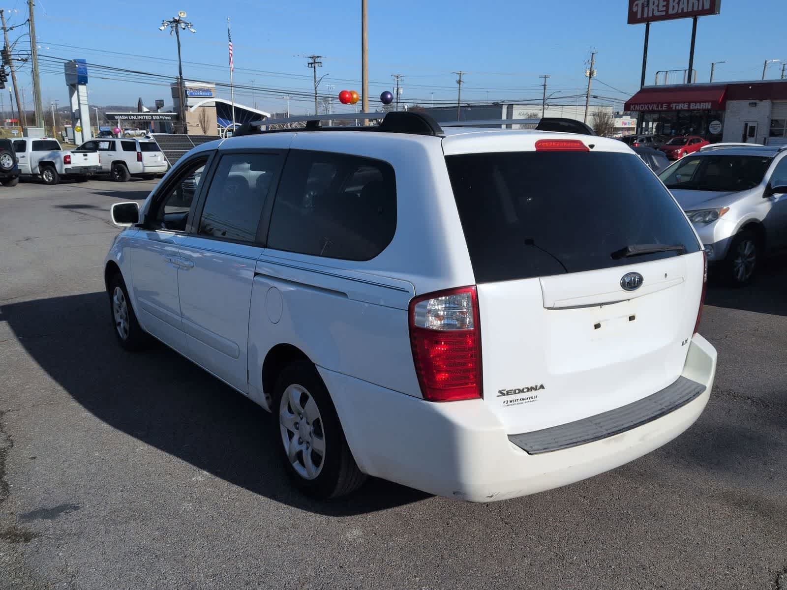 Thumbnail: 2008 Kia Sedona - 6