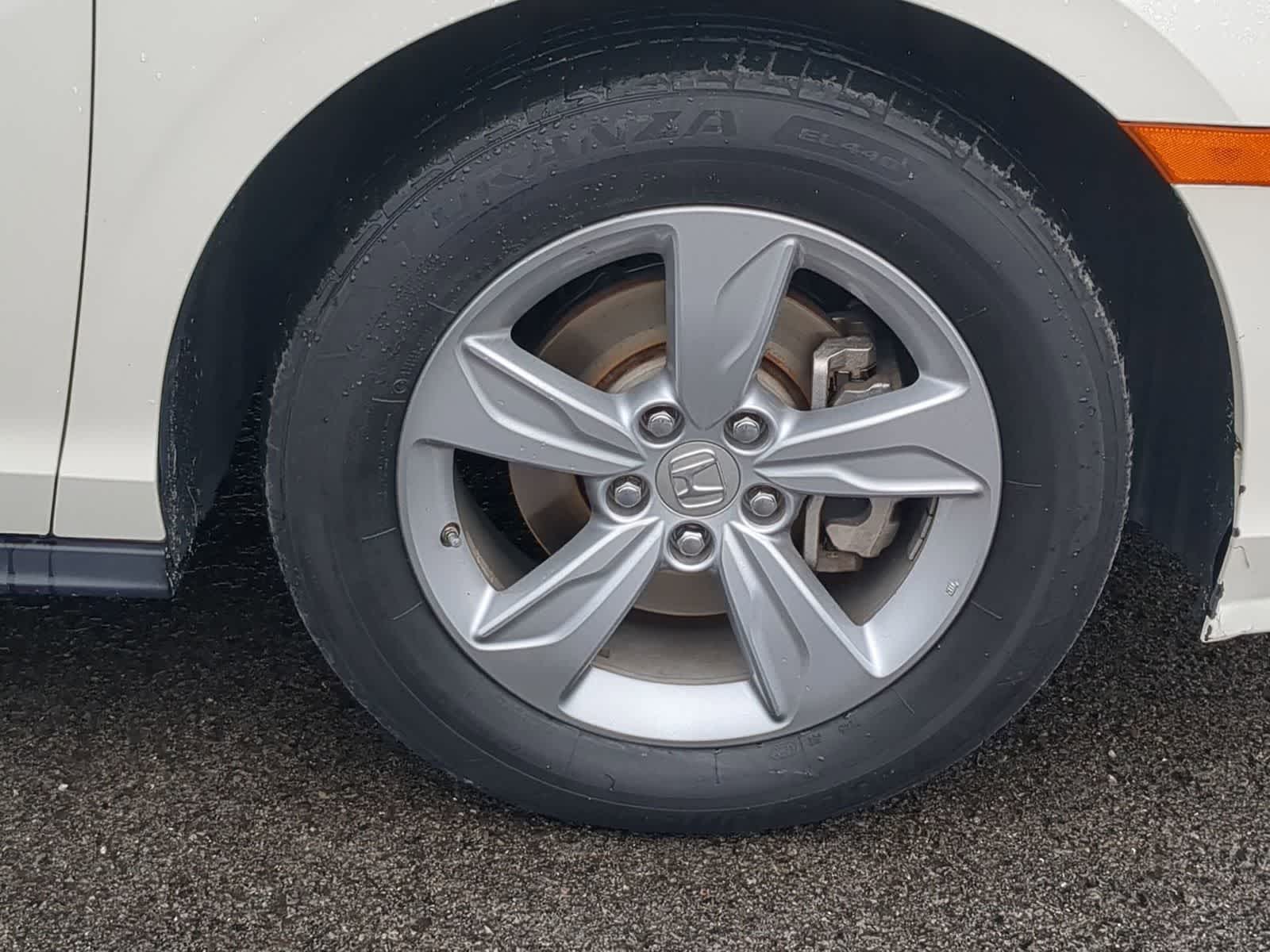 Thumbnail: 2019 Honda Odyssey - 14
