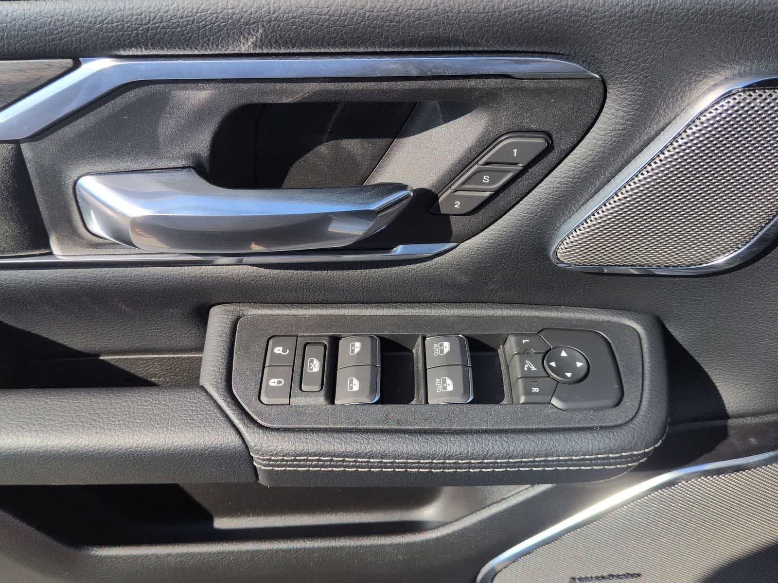 Thumbnail: 2026 RAM 1500 - 15