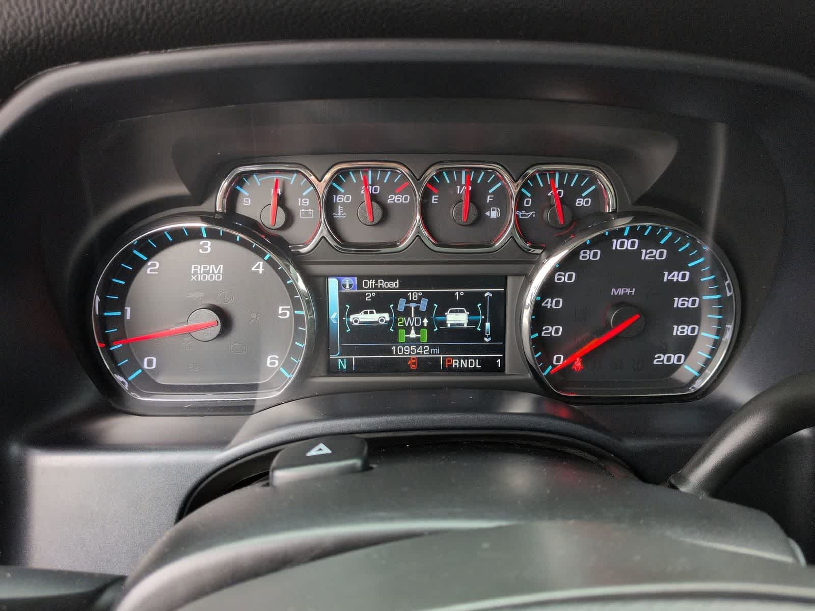 Thumbnail: 2017 Chevrolet Silverado 2500 - 33