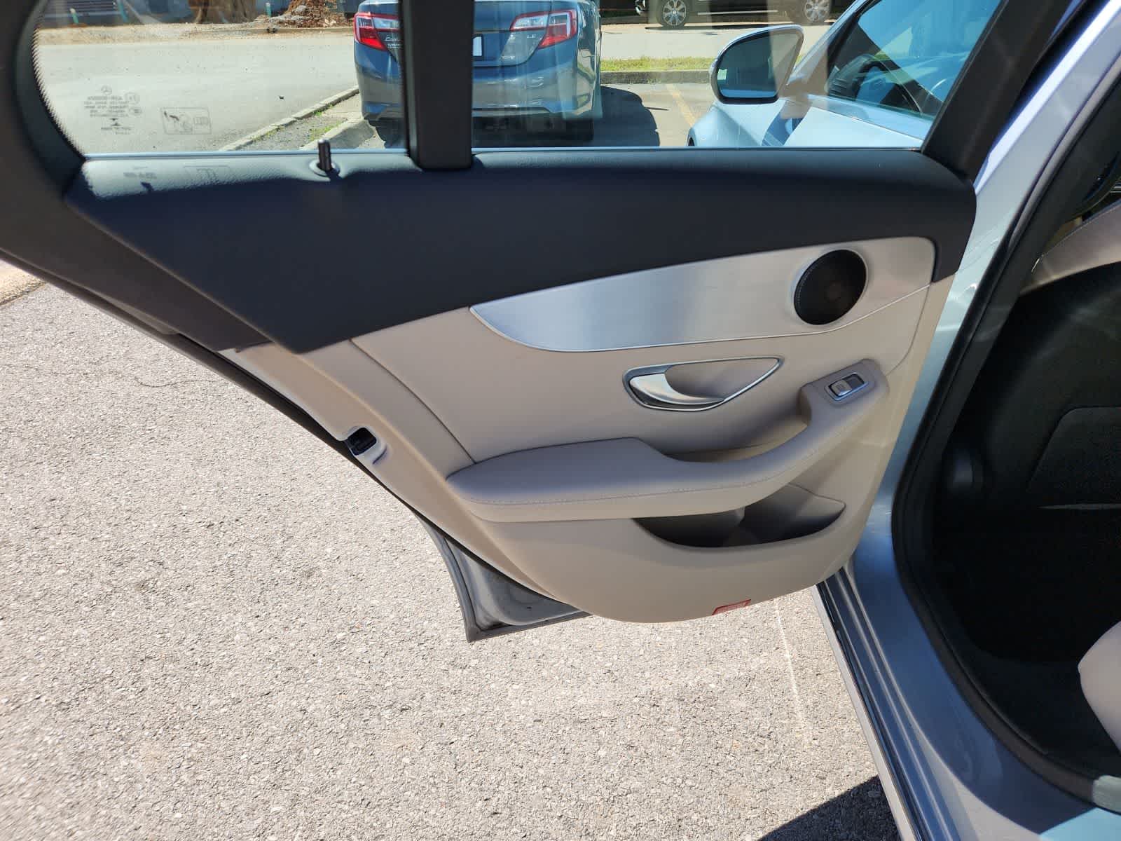 Thumbnail: 2017 Mercedes-Benz C-Class - 27