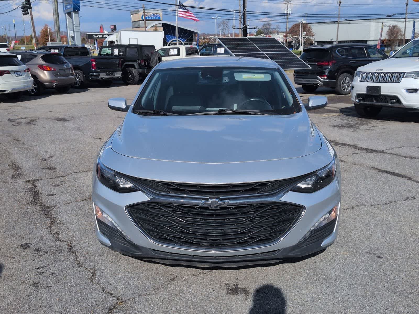 Thumbnail: 2021 Chevrolet Malibu - 3