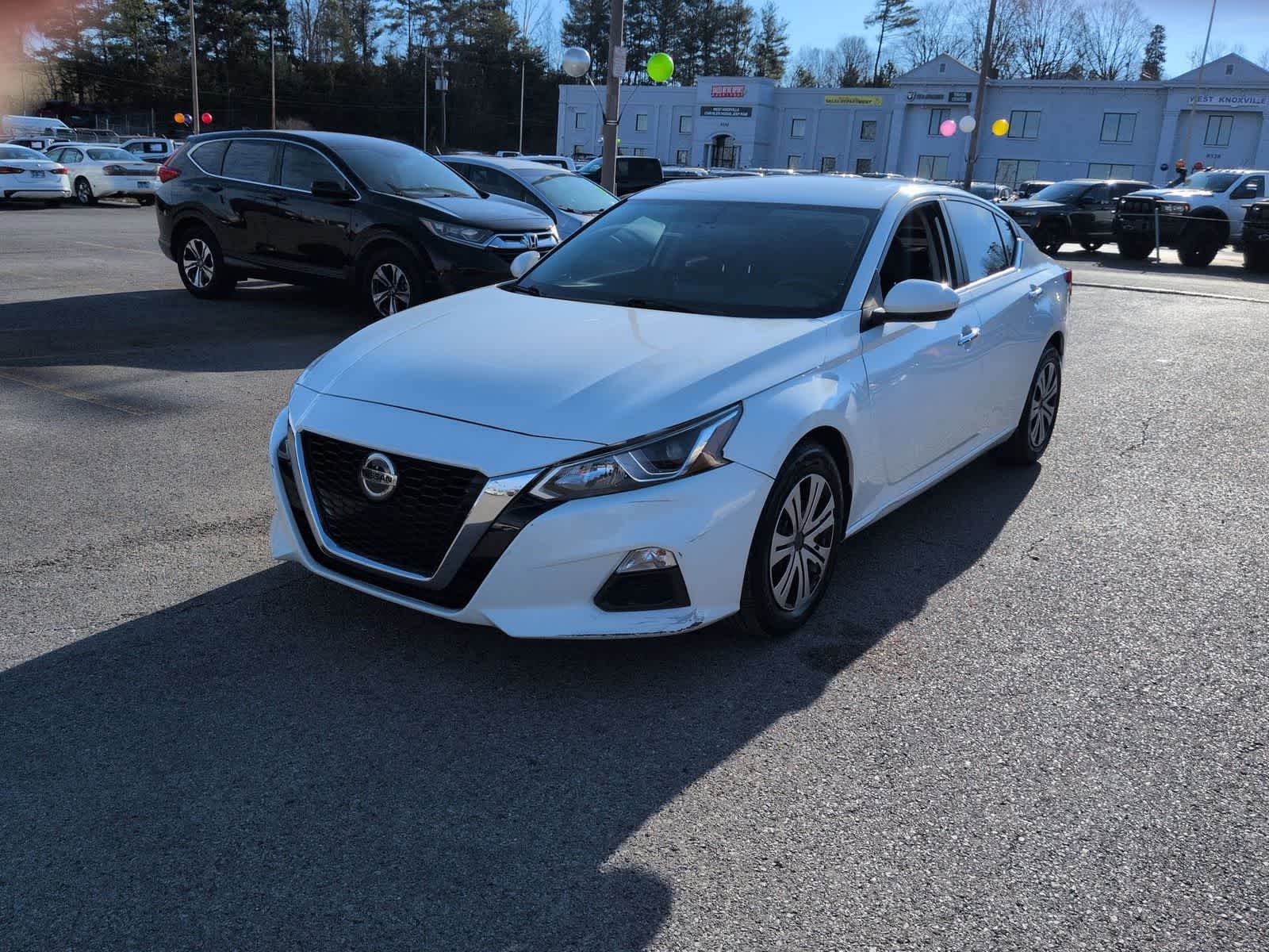Thumbnail: 2020 Nissan Altima - 4