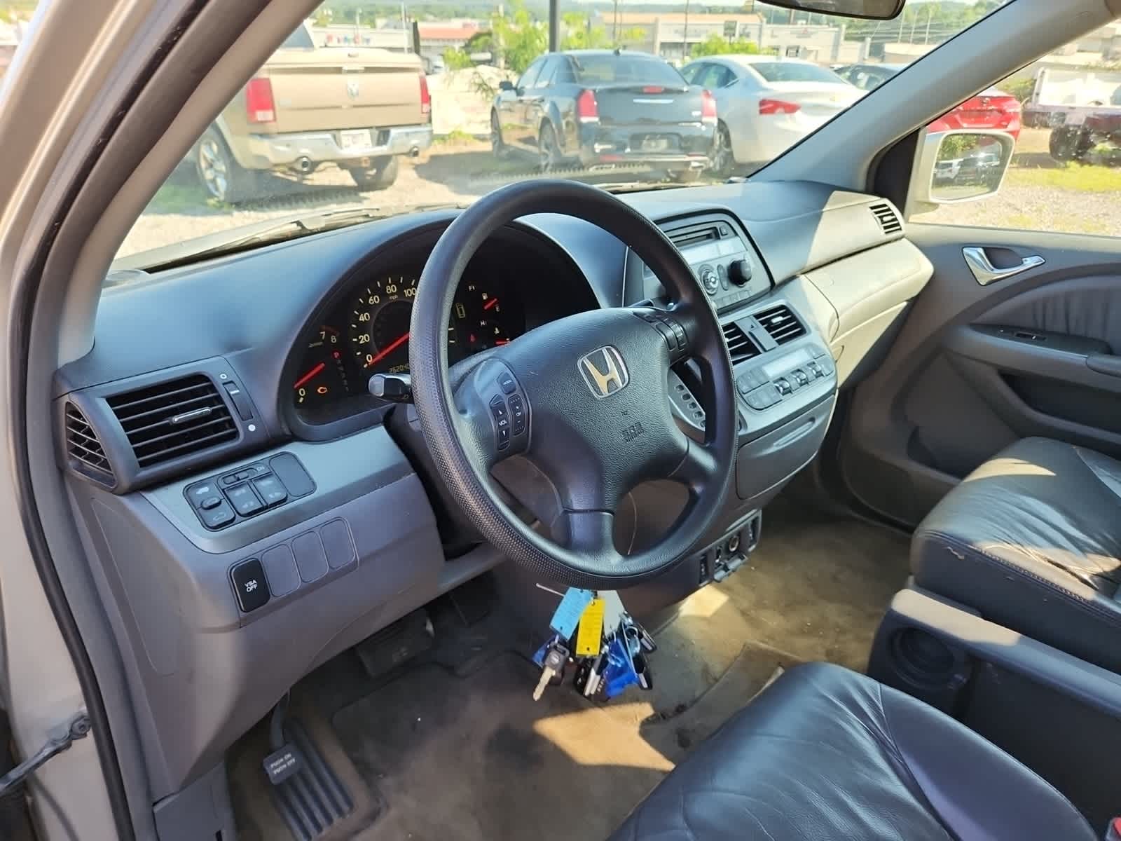 Thumbnail: 2005 Honda Odyssey - 13
