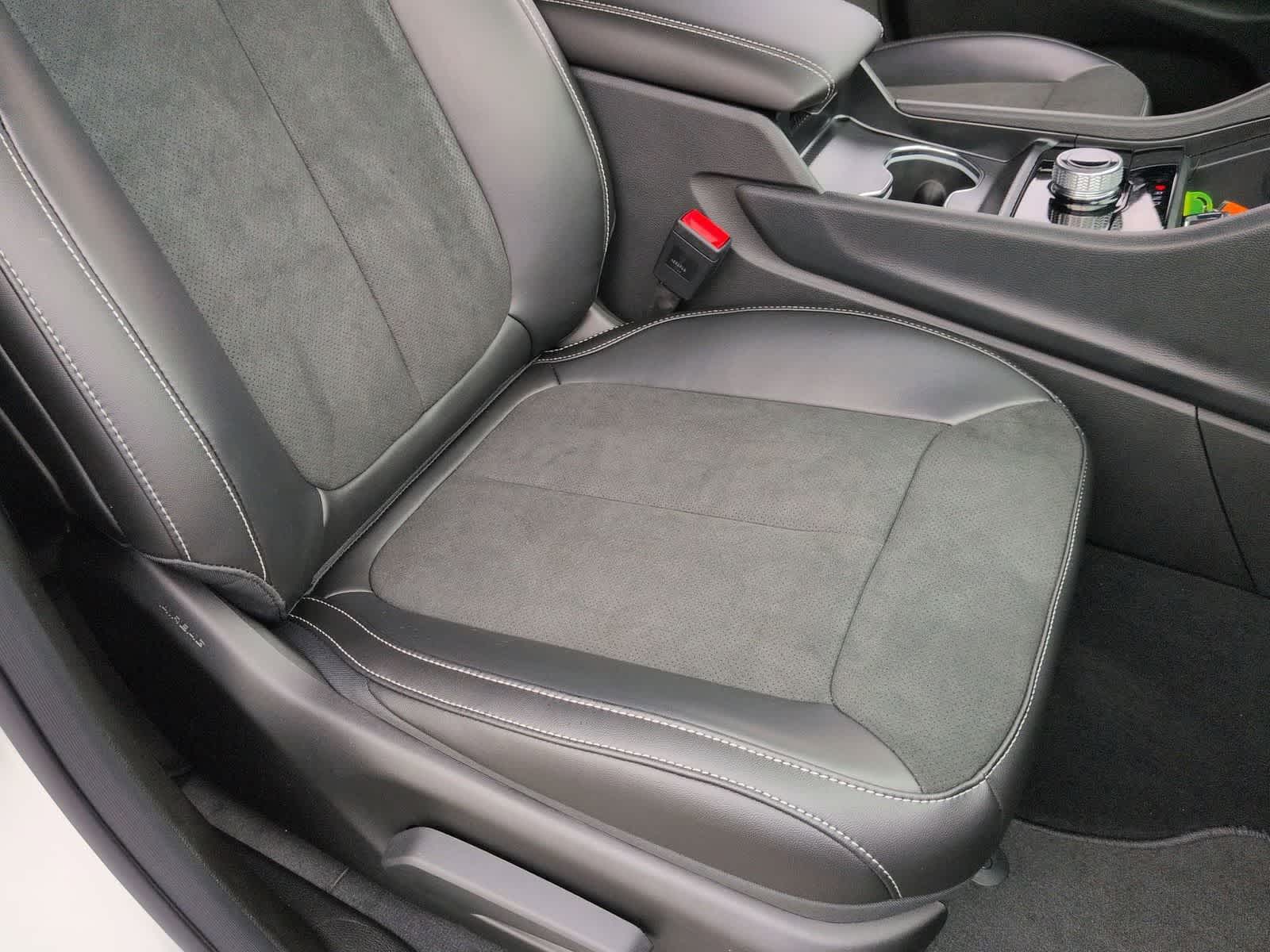 Thumbnail: 2025 Jeep Grand Cherokee L - 20