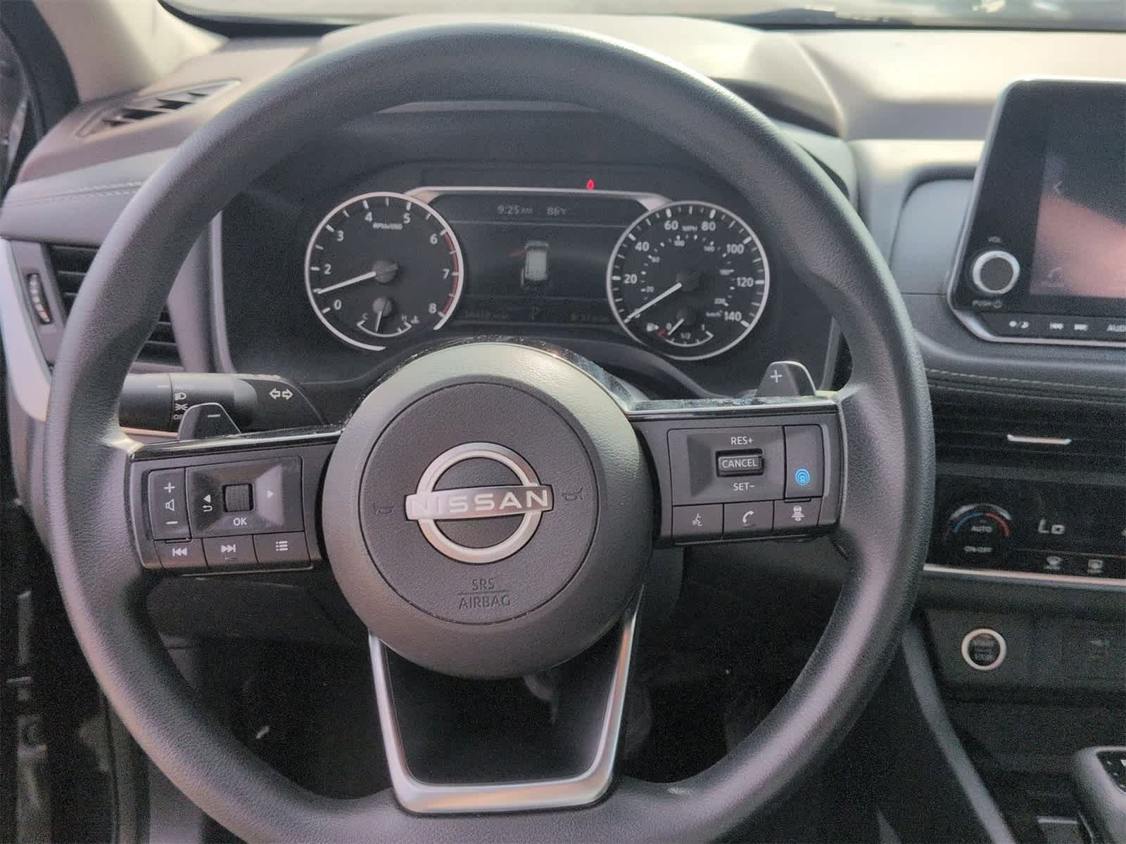 Thumbnail: 2023 Nissan Rogue - 22